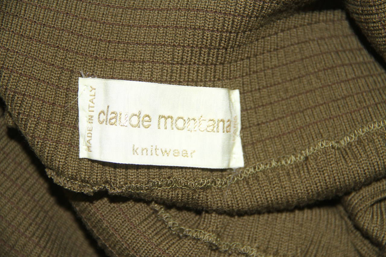 Early Claude Montana knitted dress from the 1980's.

Marked an Italian size 42.

Manufacturer - Ghinea S.p.a.

Fabric content - 100% wool