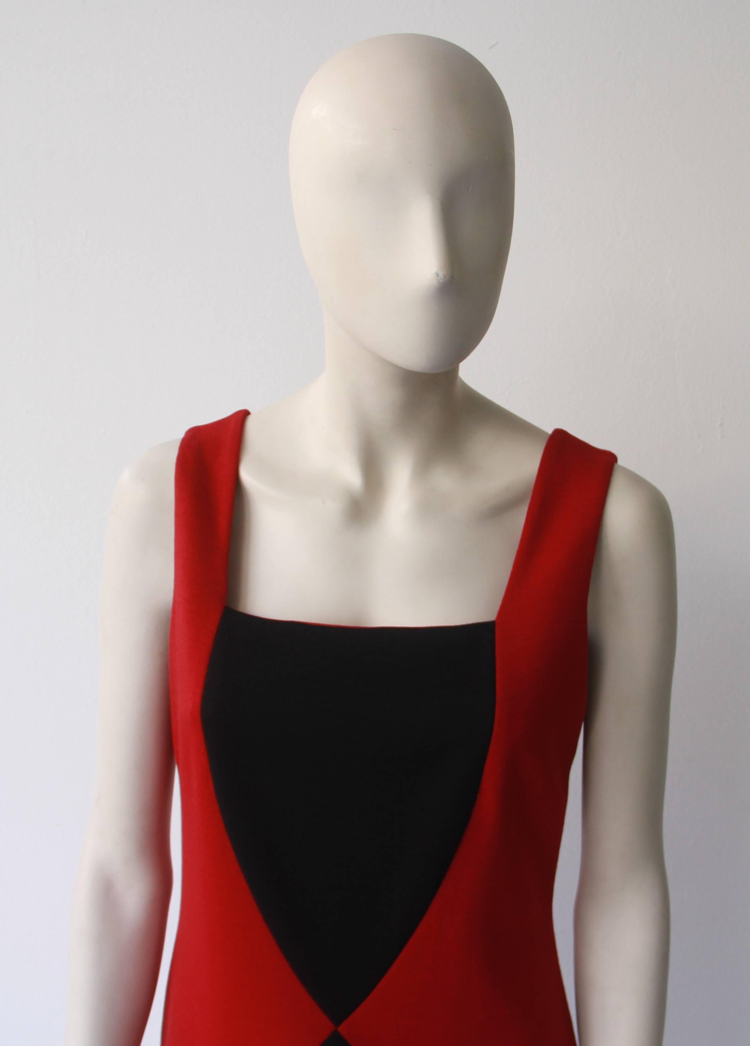 Gianni Versace colour-blocked sleeveless dress from the Fall 1997 collection.

Marked an Italian size 40.

Manufacturer - Alias S.p.a.

Fabric content - 79% wool / 10% acetate / 17% nylon / 4% silk