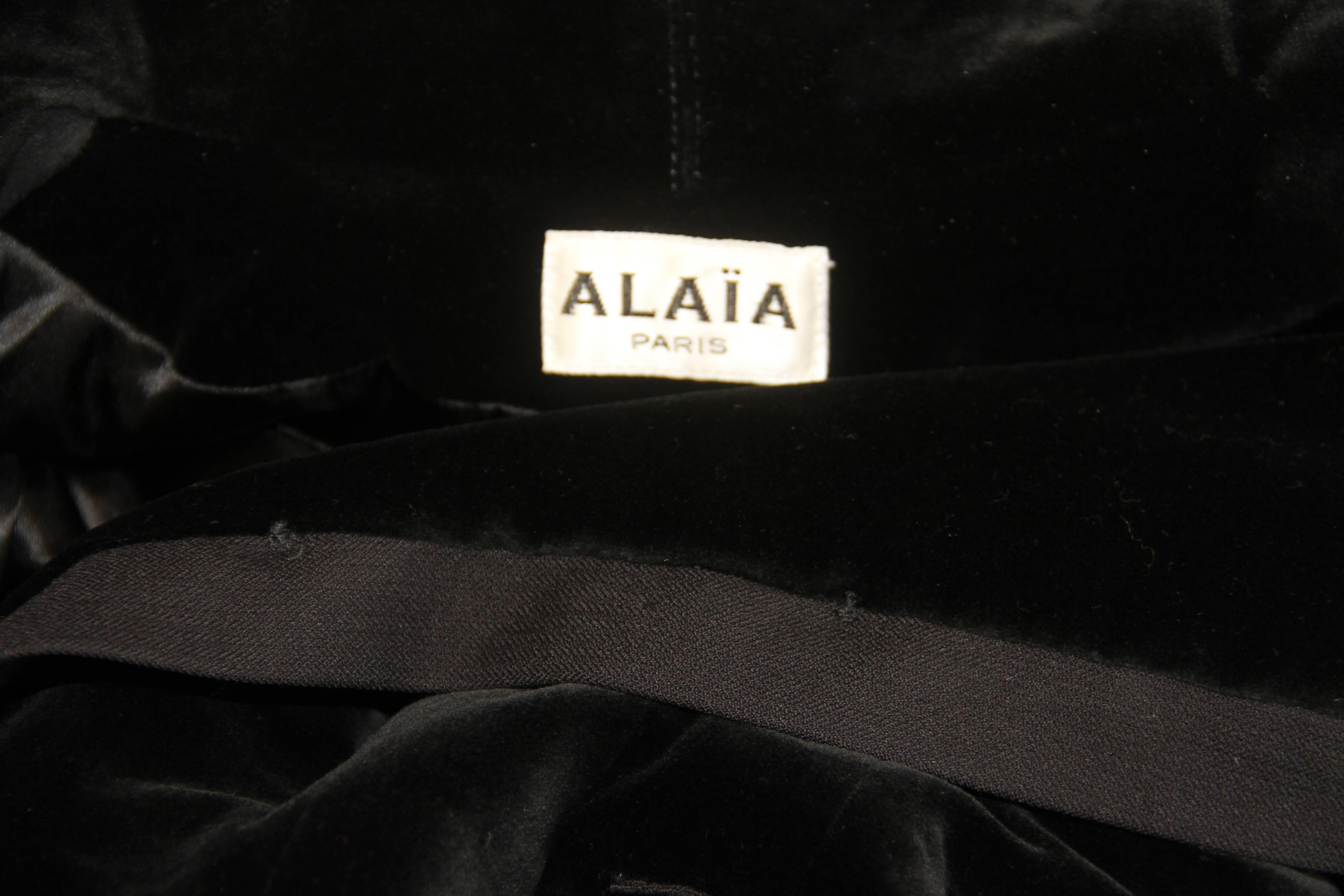 An early Azzedine Alaia black cotton velvet jacket from the 1980's.

Marked a French size 36.

Fabric content - 100% cotton