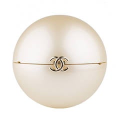 Chanel Runway Pearl Minaudiere