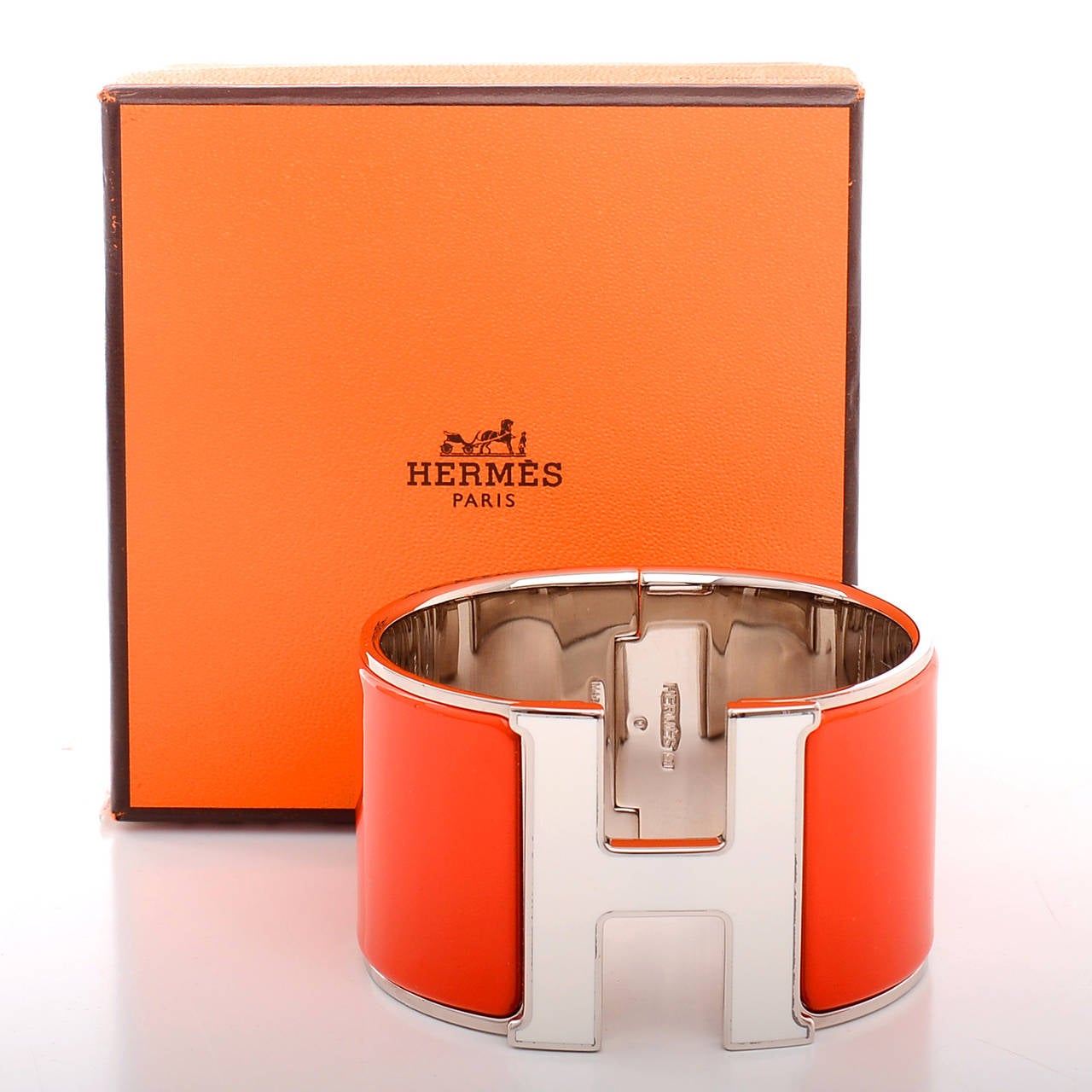 Women's Hermes Capucine/White Enamel H Clic Clac H Extra Wide Enamel Bracelet PM