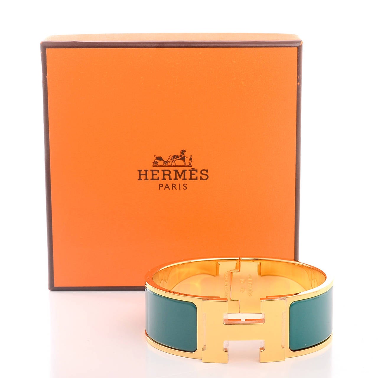 Women's Hermes Emerald Clic Clac H Wide Enamel Bracelet PM