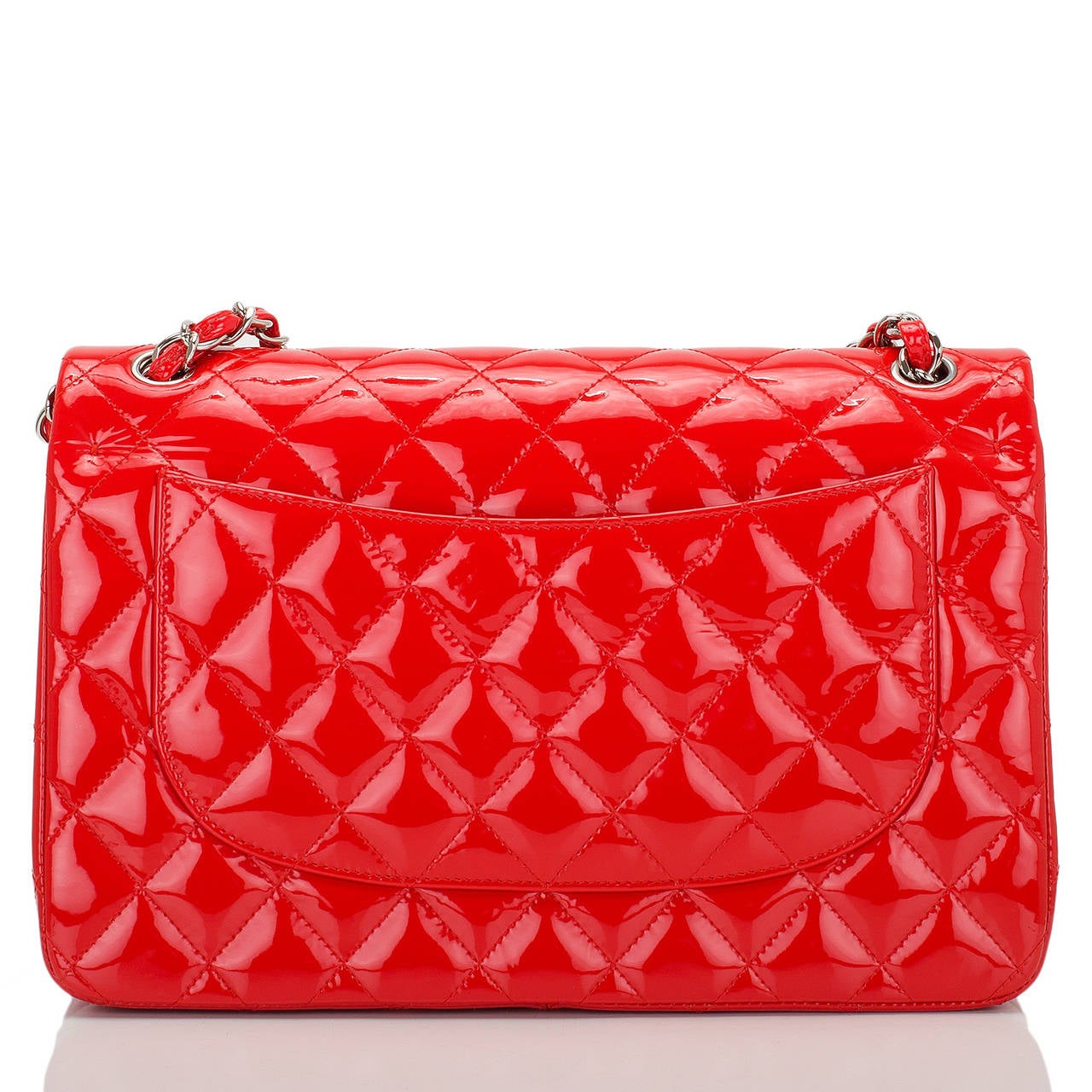 Chanel Bright Red Quilted Patent Jumbo Classic Double Flap Bag In New Condition In New York, NY