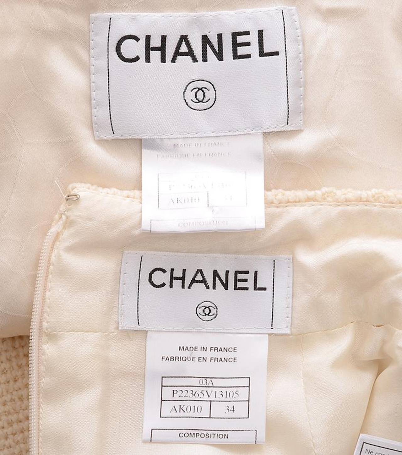 Chanel 03A Pyramid Button Cream Boucle Skirt Suit Fr 34 US 2 For Sale 1