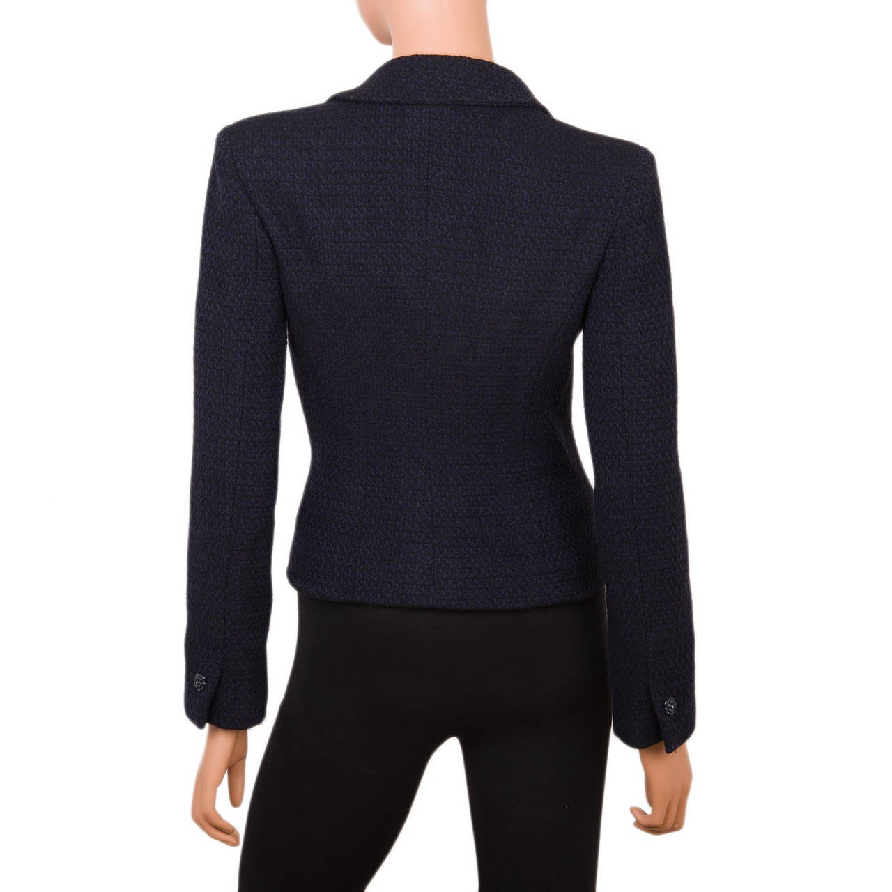 CHANEL Navy Boucle Camellia Buttoned Jacket Blazer 36 4 In Excellent Condition In New York, NY