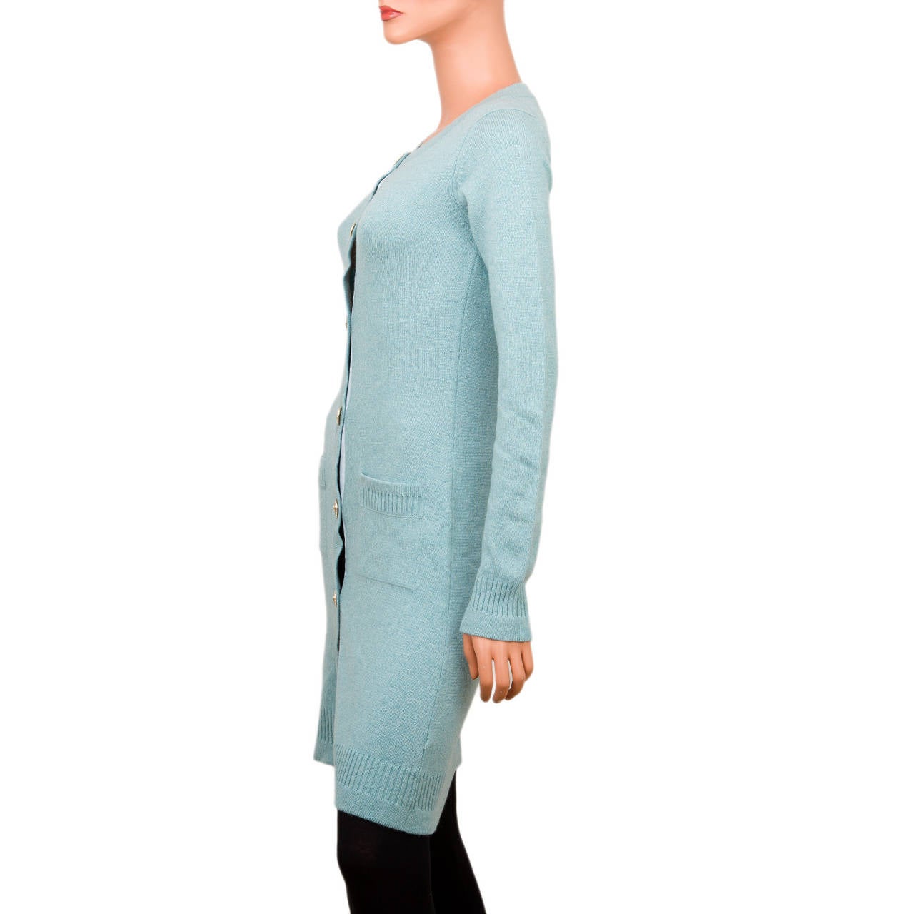 Chanel Seafoam Green Cashmere Jewelled Heart Button Sweater Coat 34 2 In Excellent Condition In New York, NY