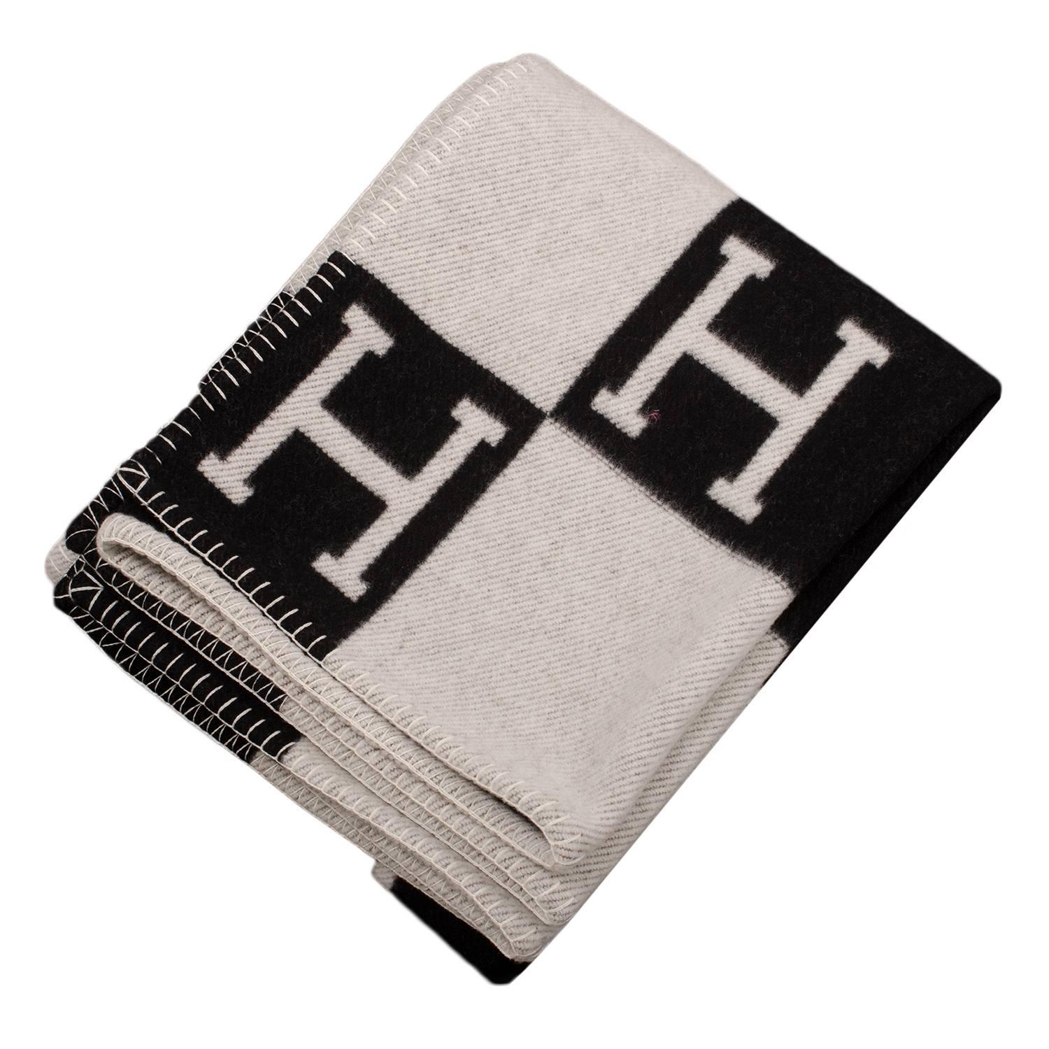 Hermes "Avalon" Ecru and Black Signature H Blanket