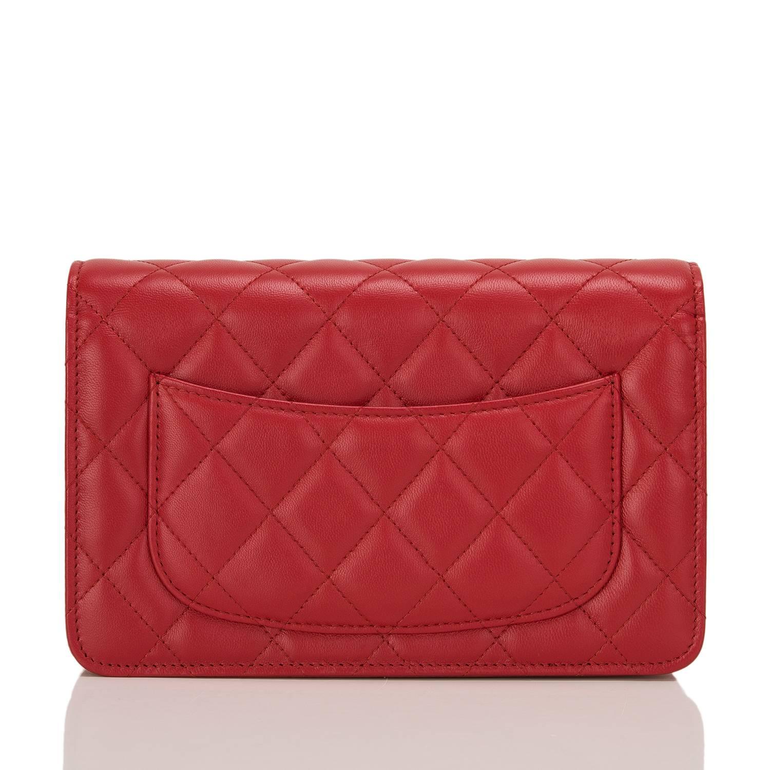 Chanel Red Quilted Lambskin Classic Wallet On Chain (WOC) In New Condition In New York, NY