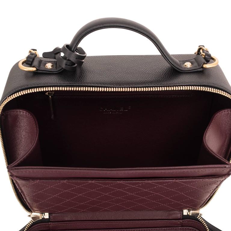 Chanel Black Caviar Medium Filigree Vanity Case at 1stDibs chanel