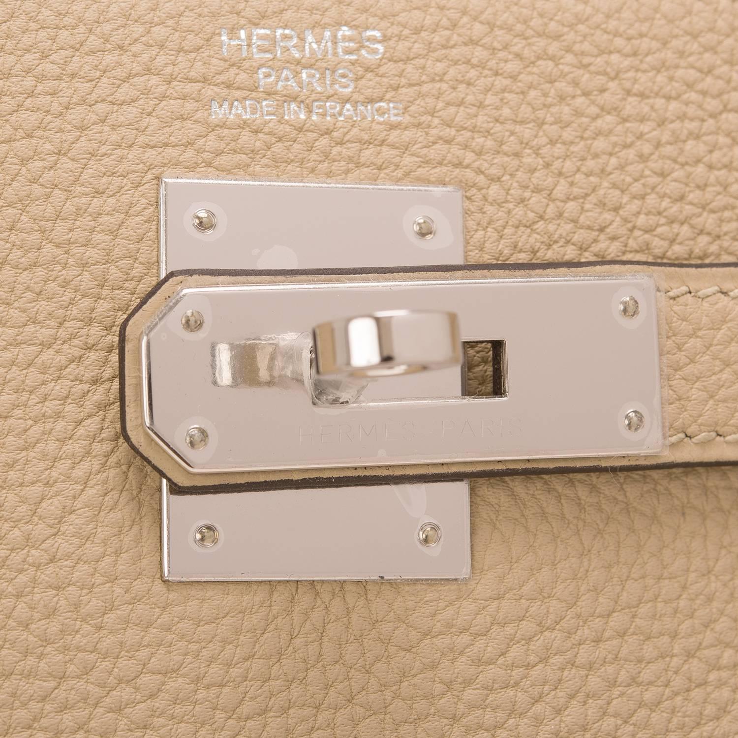 Women's Hermes Trench Togo Retourne Kelly 32cm Palladium Hardware