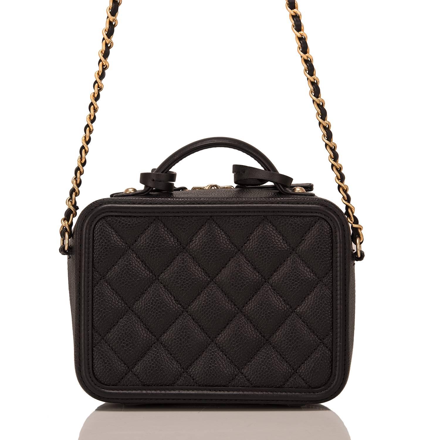 Chanel Black Caviar Mini Filigree Vanity Case In New Condition In New York, NY