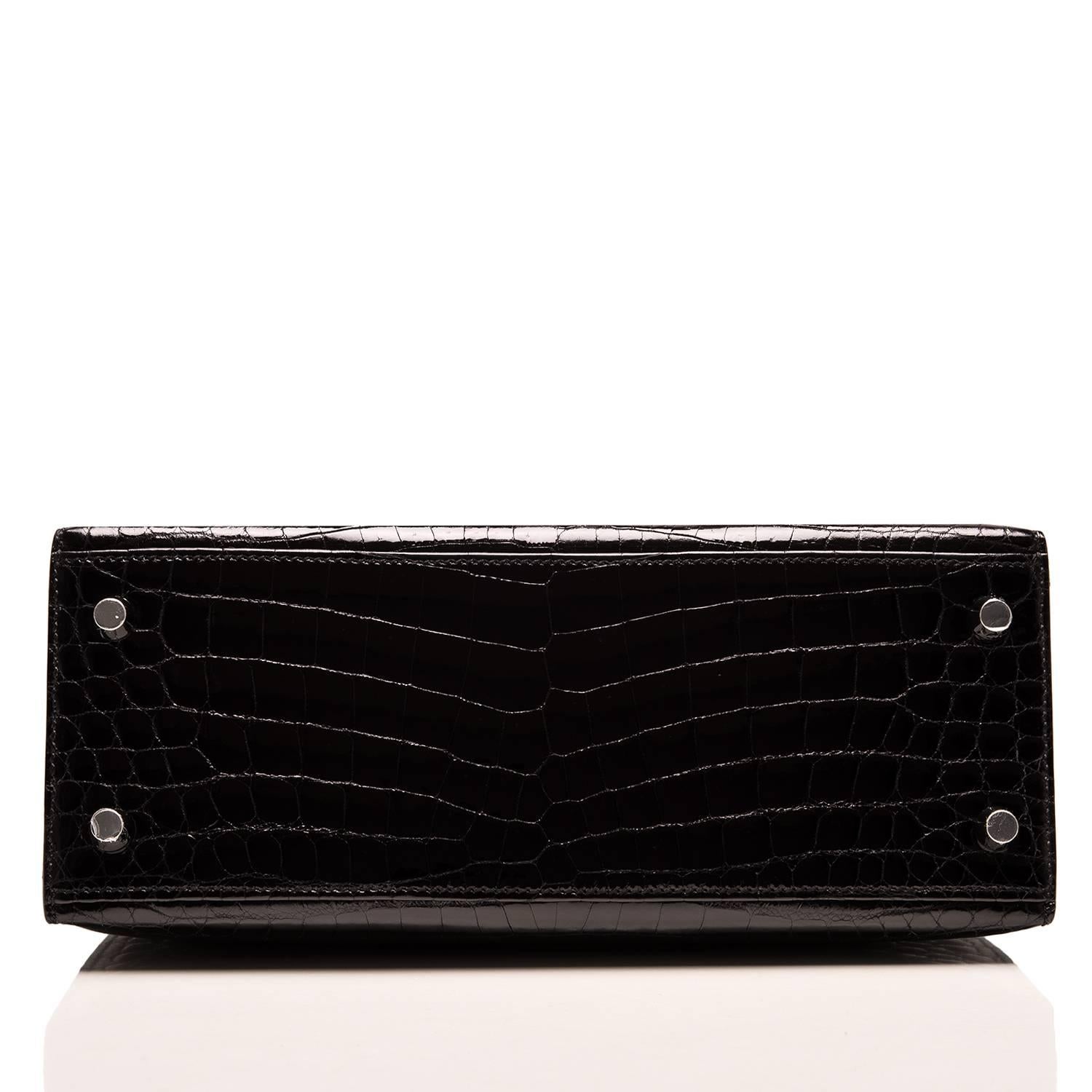 Hermes Black Shiny Niloticus Crocodile Kelly Sellier 25cm In New Condition For Sale In New York, NY