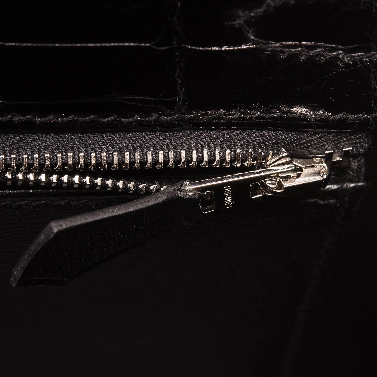 Hermes Black Shiny Niloticus Crocodile Kelly Sellier 25cm For Sale 2
