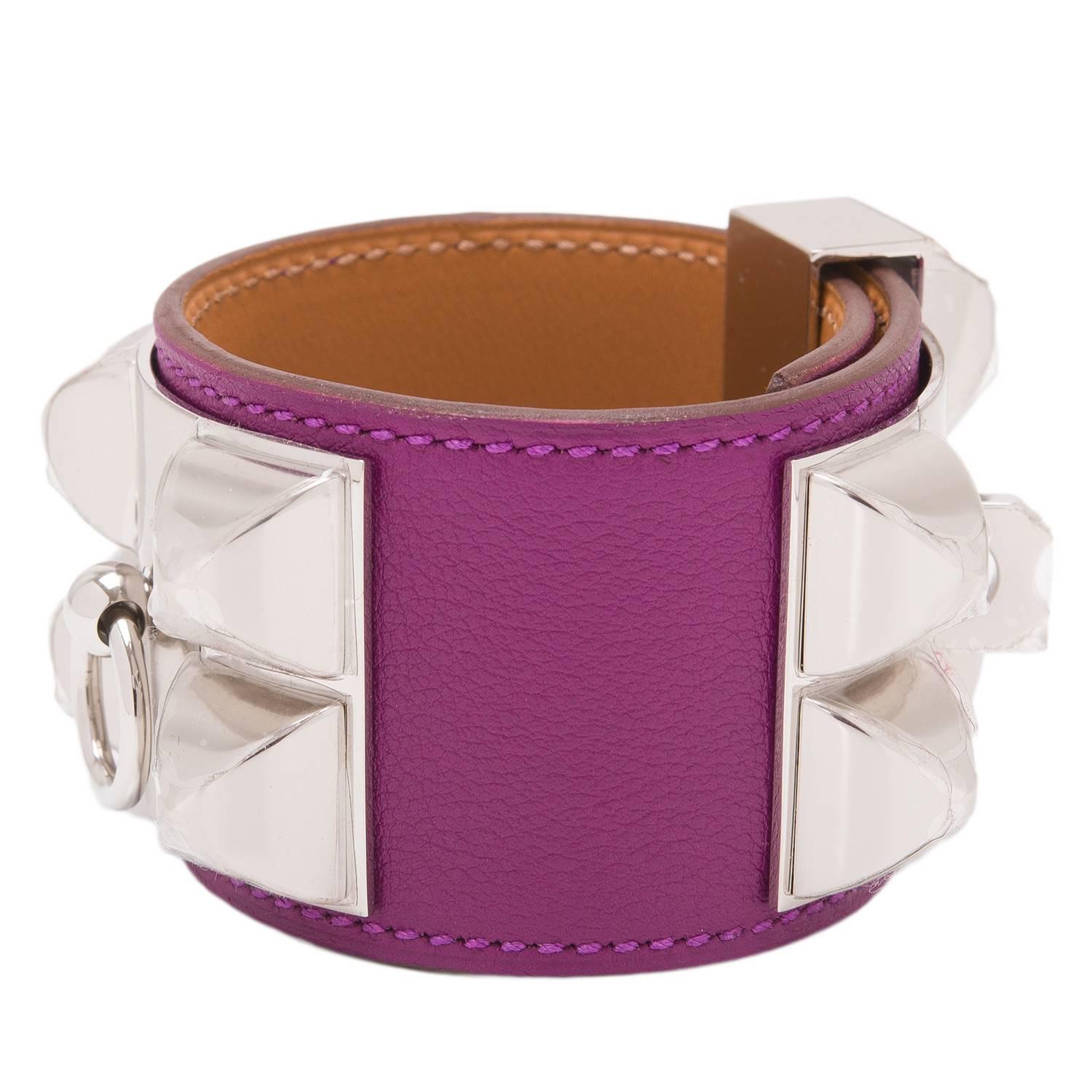 Hermes Collier de Chien (CDC) in Anemone swift leather with palladium plated hardware in size small.

This style features palladium pyramid studs, center ring and adjustable push lock closure.

Collection: Q square

Origin: