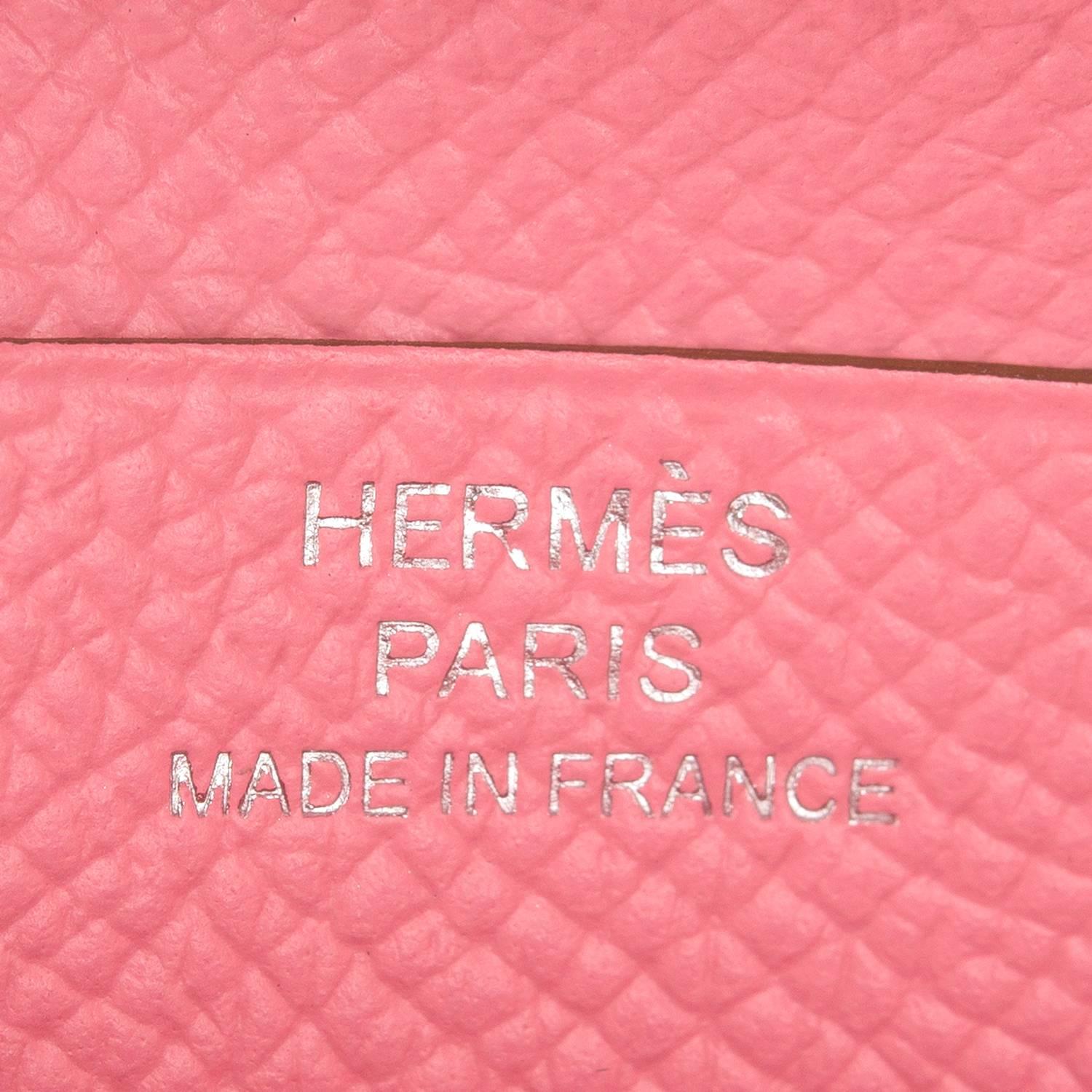 Hermes Rose Confetti Epsom Compact Bearn Wallet In New Condition For Sale In New York, NY