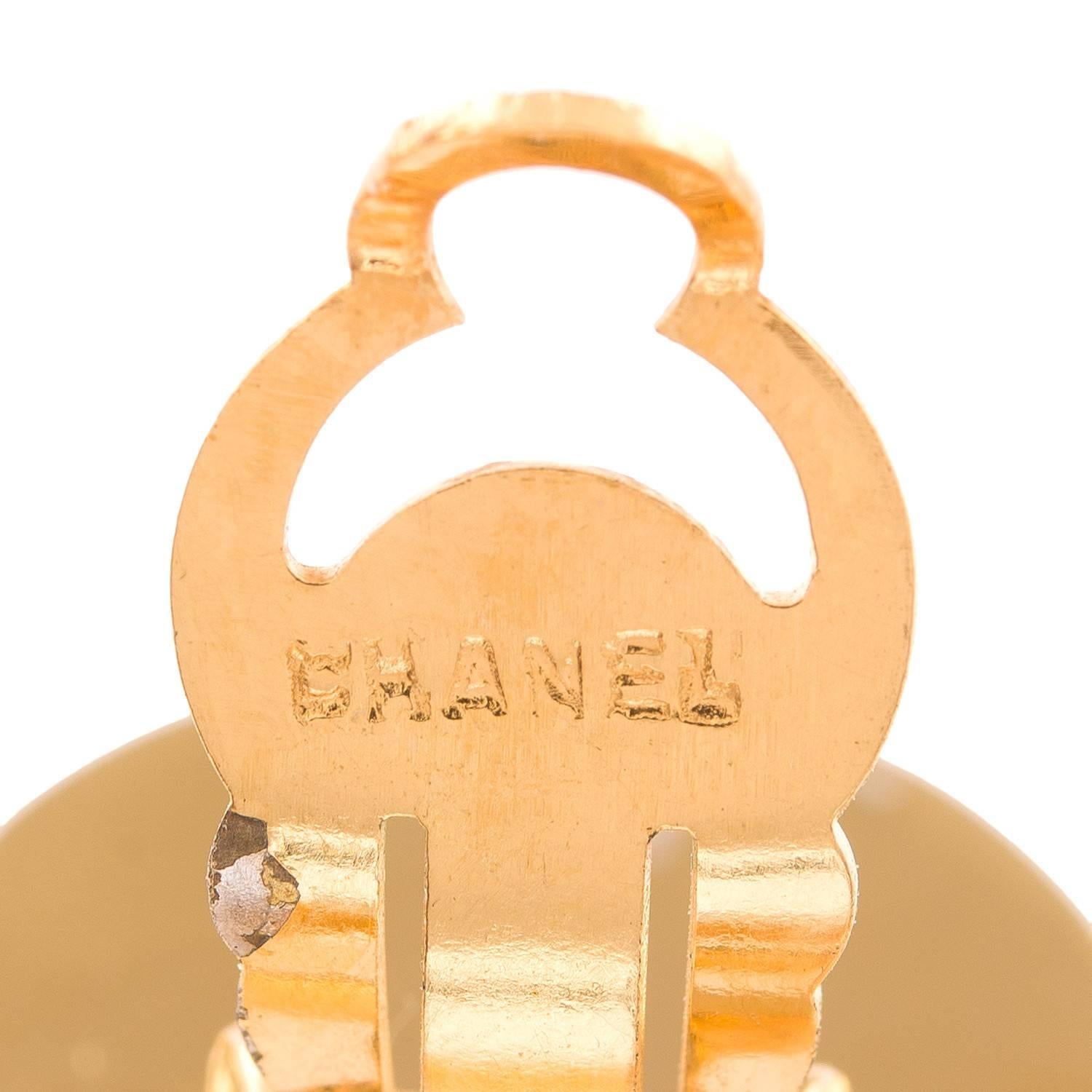 Chanel Vintage CC-Logo Hoop Clip On Earrings In Excellent Condition In New York, NY