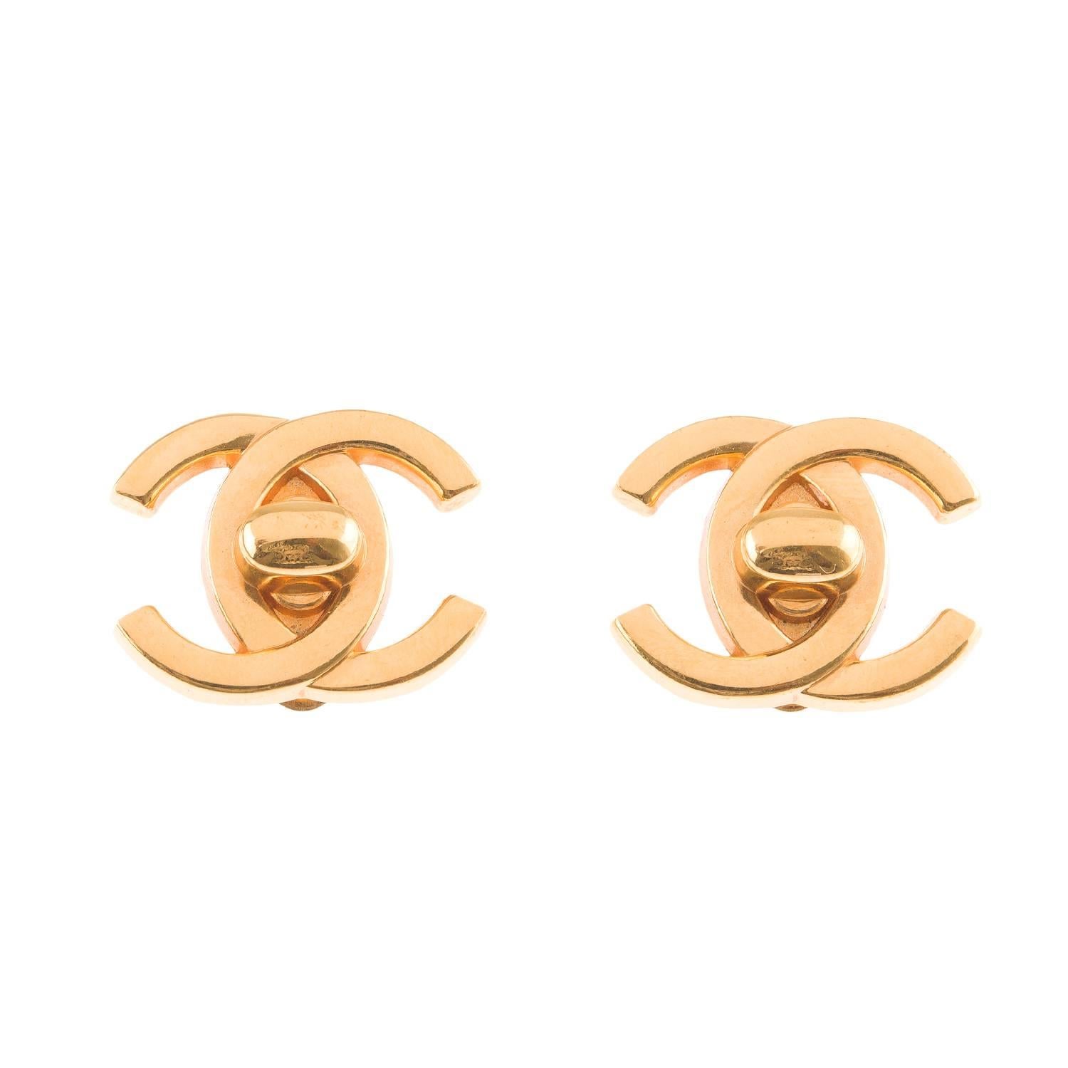 Chanel Vintage CC Logo Turnlock Earrings For Sale