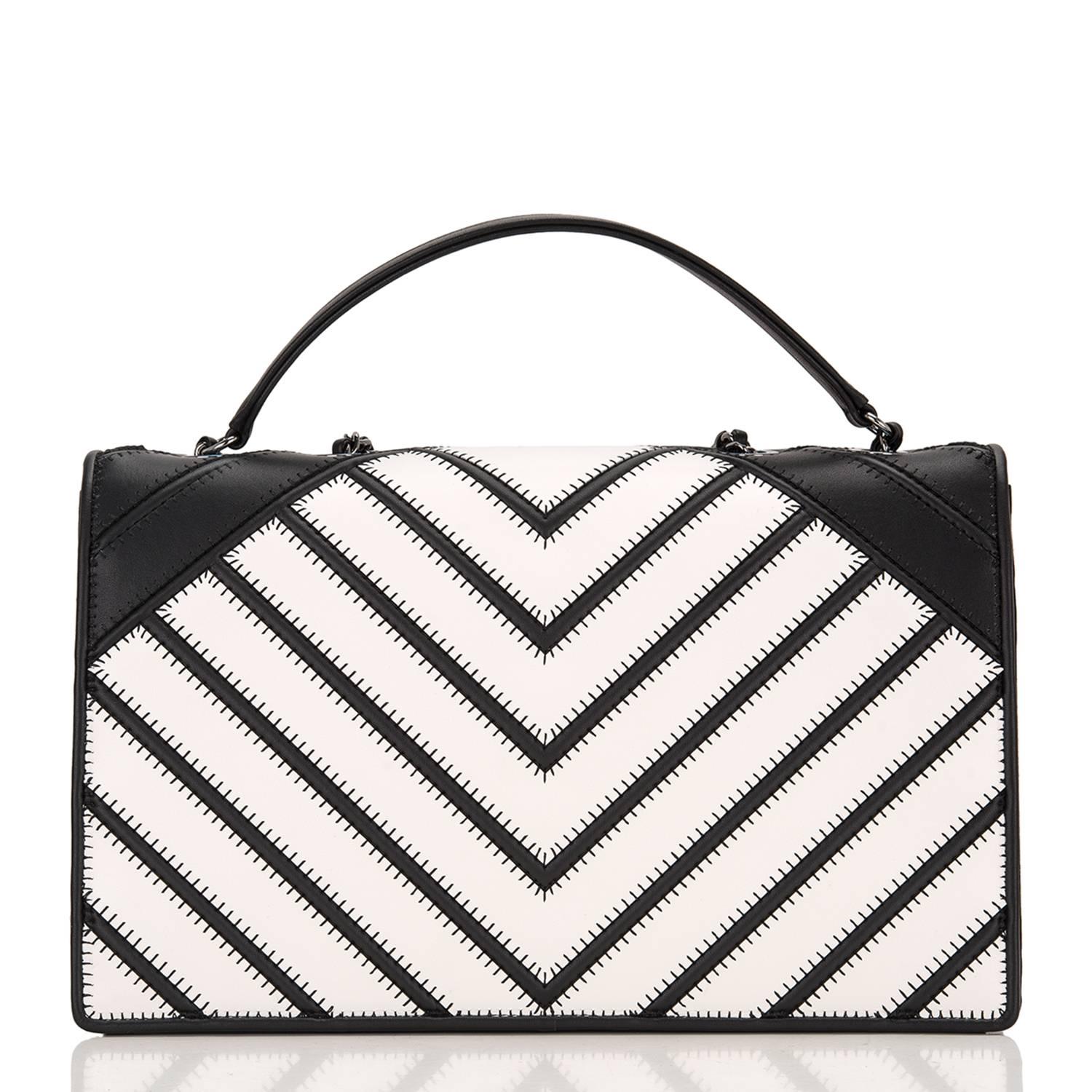 Chanel Black White Chevron Couture Flap Bag In New Condition For Sale In New York, NY