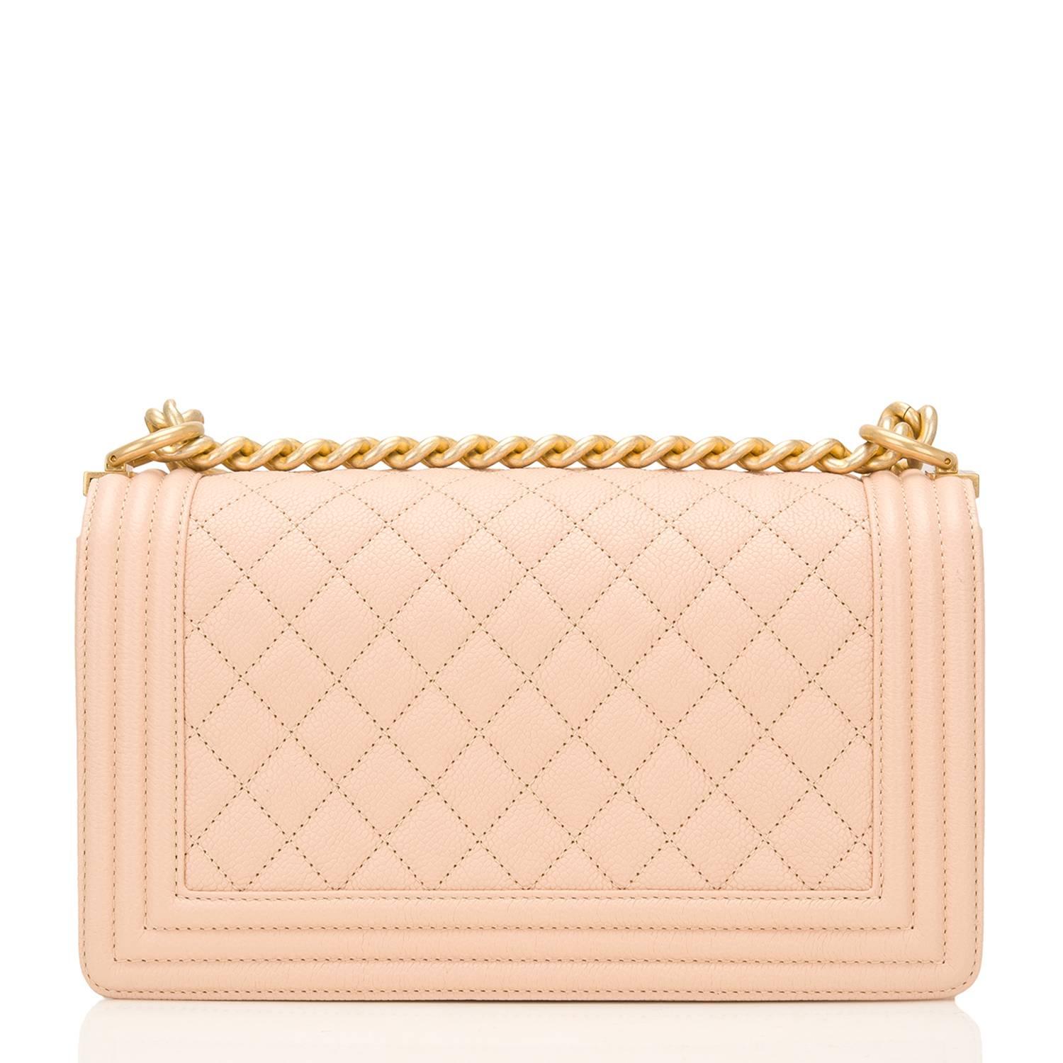 chanel boy bag beige