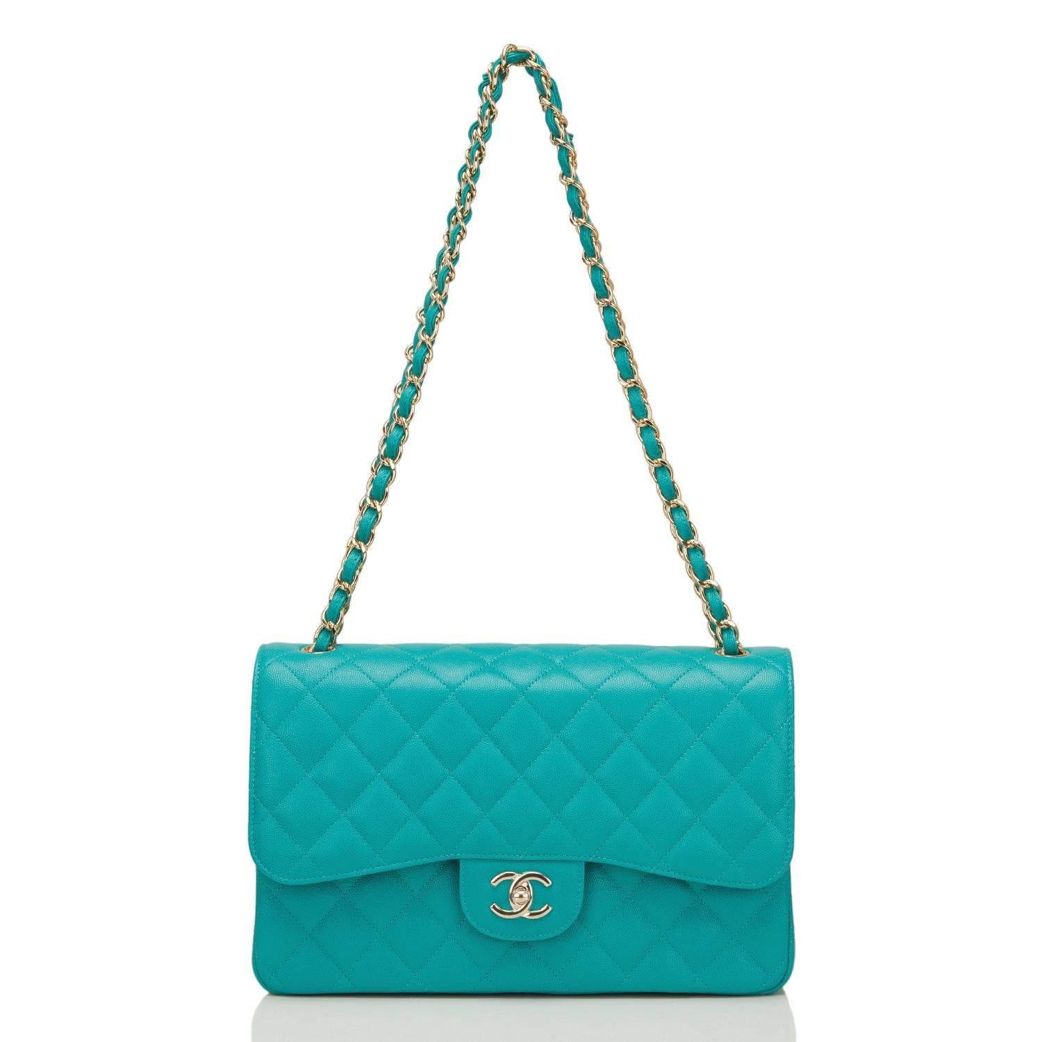 Chanel Turquoise Quilted Caviar Jumbo Classic Double Flap Bag In New Condition In New York, NY