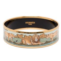 Hermes "Safari" Wide Printed Enamel Bracelet PM (65)