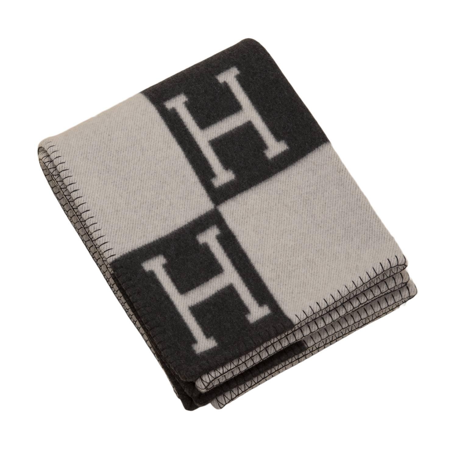 Hermes New Classic Avalon Gris Fonce and Ecru Blanket
