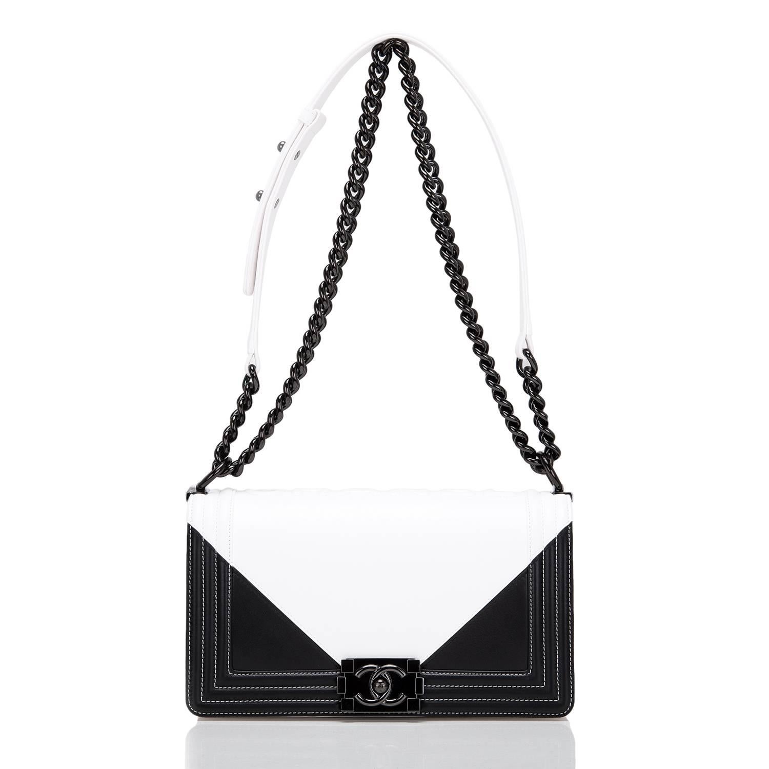 Women's Chanel Black and White Geometric Lambskin Medium Boy Bag For Sale