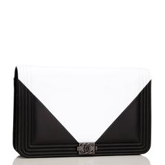 Chanel Black and White Geometric Lambskin Boy Wallet On Chain (WOC) NEW