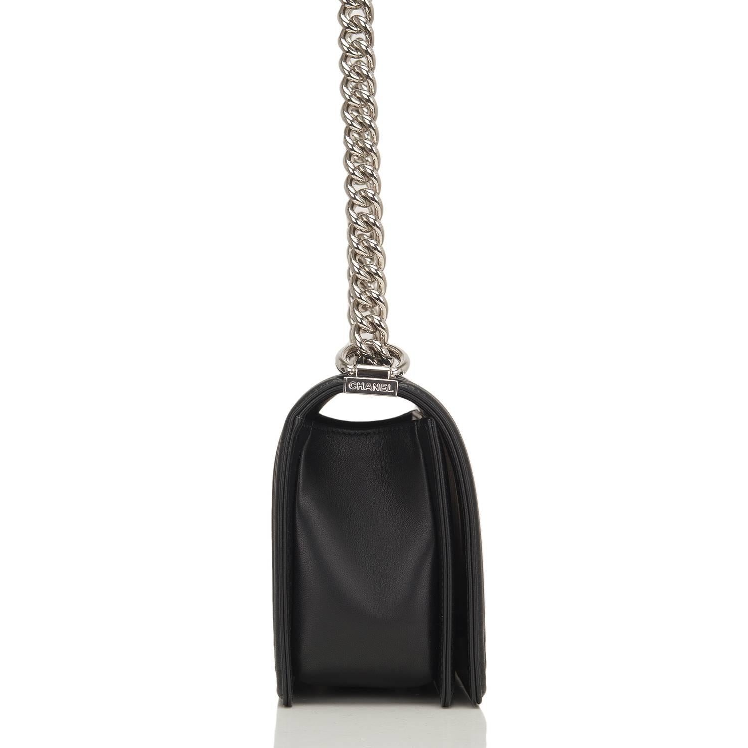 Chanel Black Chevron Iridescent PVC Medium Boy Bag For Sale at 1stDibs ...