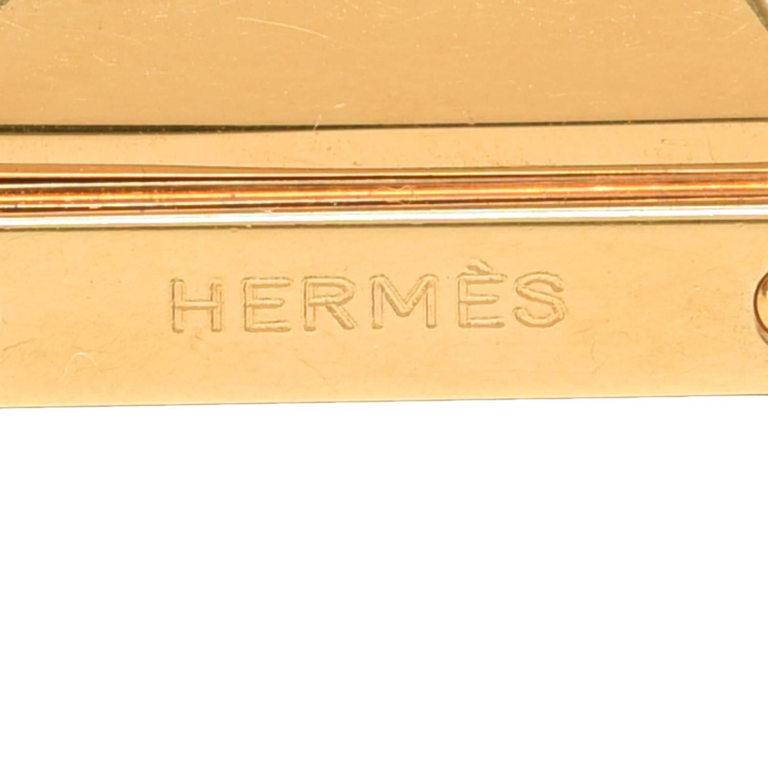 Hermes Medor Watch PM Rouge Calfskin Leather Band In Excellent Condition For Sale In New York, NY