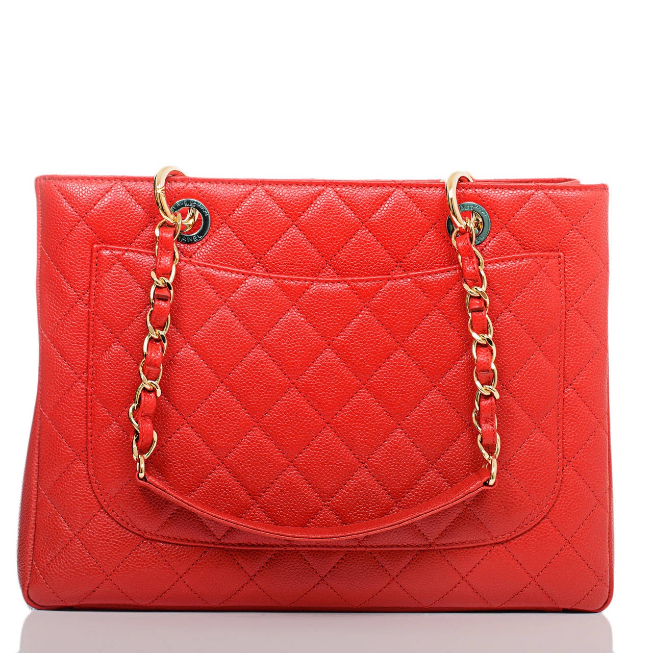 Chanel Red Quilted Caviar Grand Shopper Tote (GST) Bag In New Condition In New York, NY