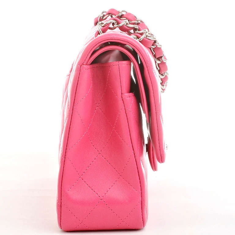 Chanel Fuchsia Pink Quilted Lambskin Large Classic 2.55 Double Flap Bag In New Condition For Sale In New York, NY