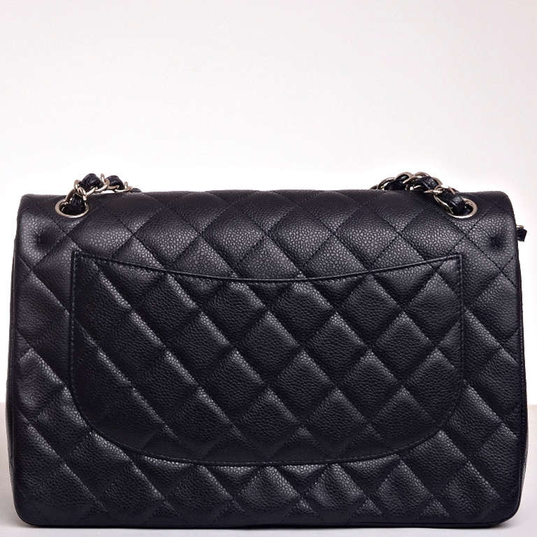 Chanel Midnight Blue Quilted Caviar Jumbo Classic 2.55 Double Flap Bag In New Condition In New York, NY