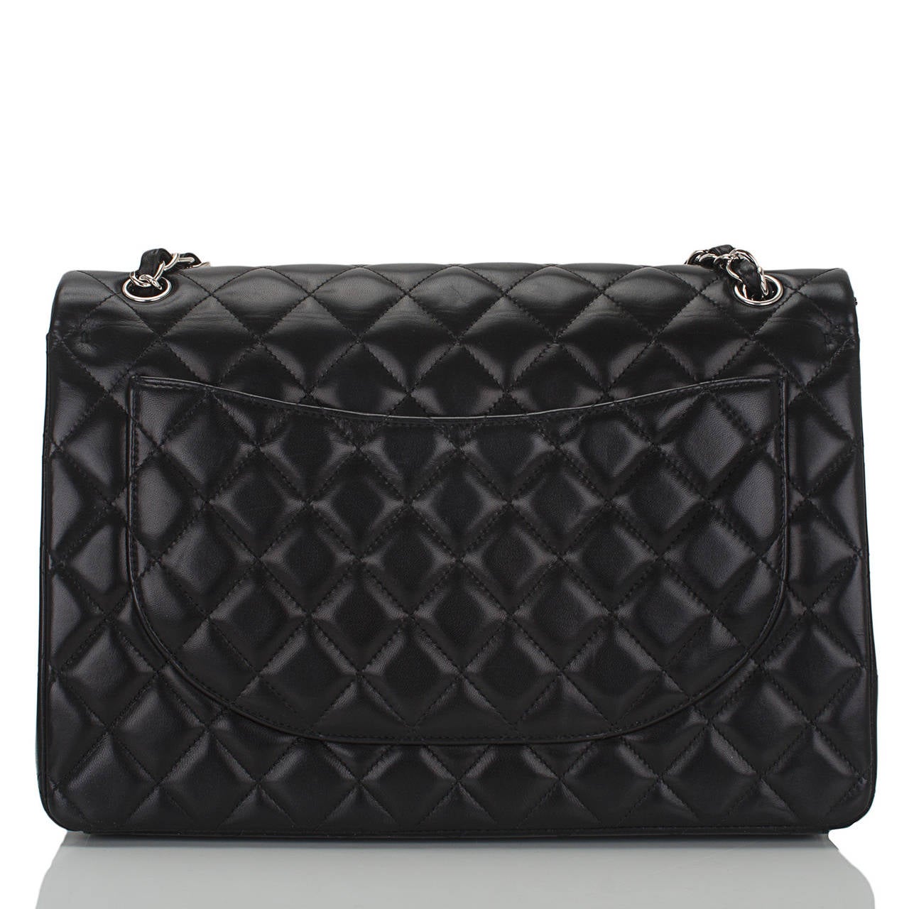 Chanel Black Quilted Lambskin Maxi Classic Double Flap Bag In New Condition In New York, NY