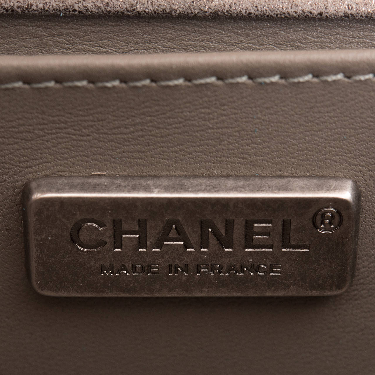 Chanel Metallic Bronze Lizard Small Boy Bag In New Condition In New York, NY