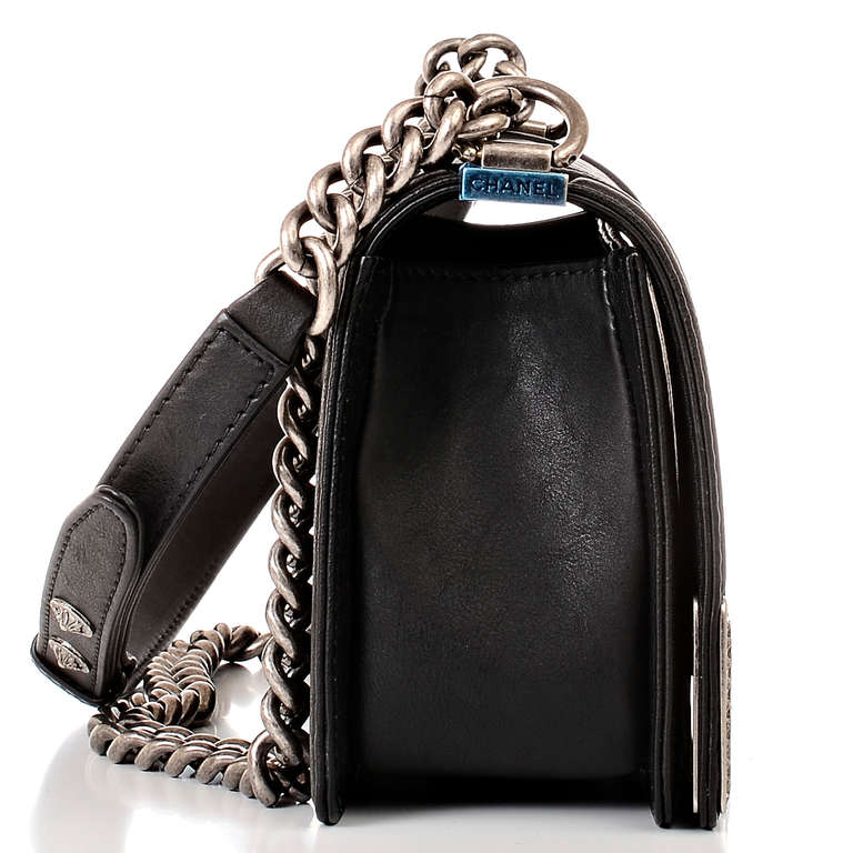 Women's Chanel Black Calfskin Medium 