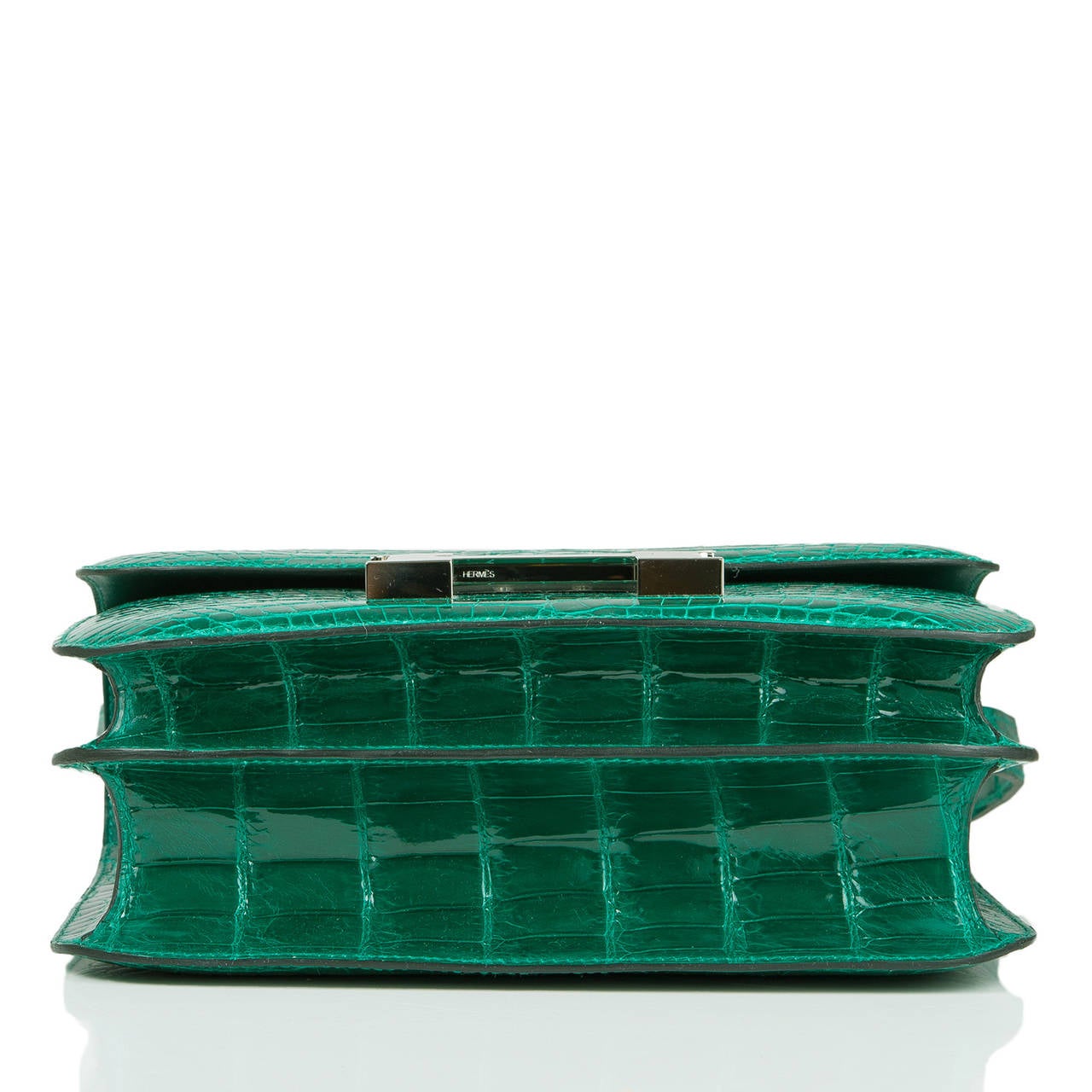 Hermes Emerald Niloticus Crocodile Constance 24cm In New Condition In New York, NY