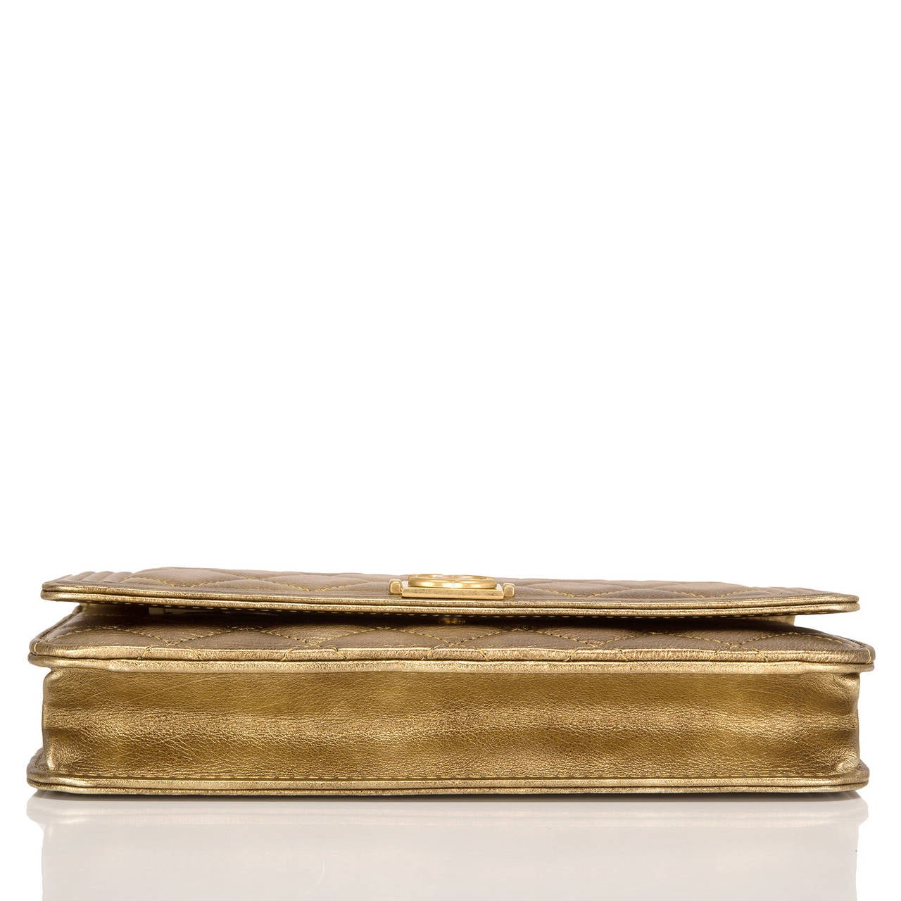 Chanel Gold Distressed Calfskin Boy Wallet On Chain (WOC) In New Condition In New York, NY