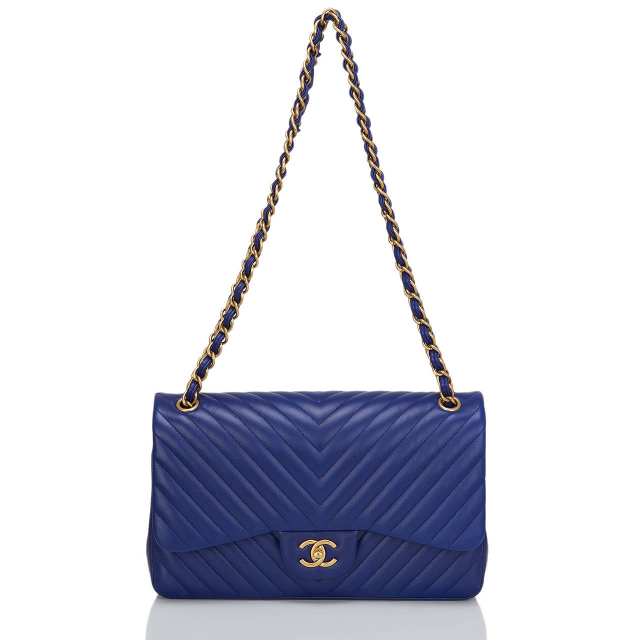 Chanel Blue Chevron Jumbo Classic Double Flap Bag In New Condition In New York, NY