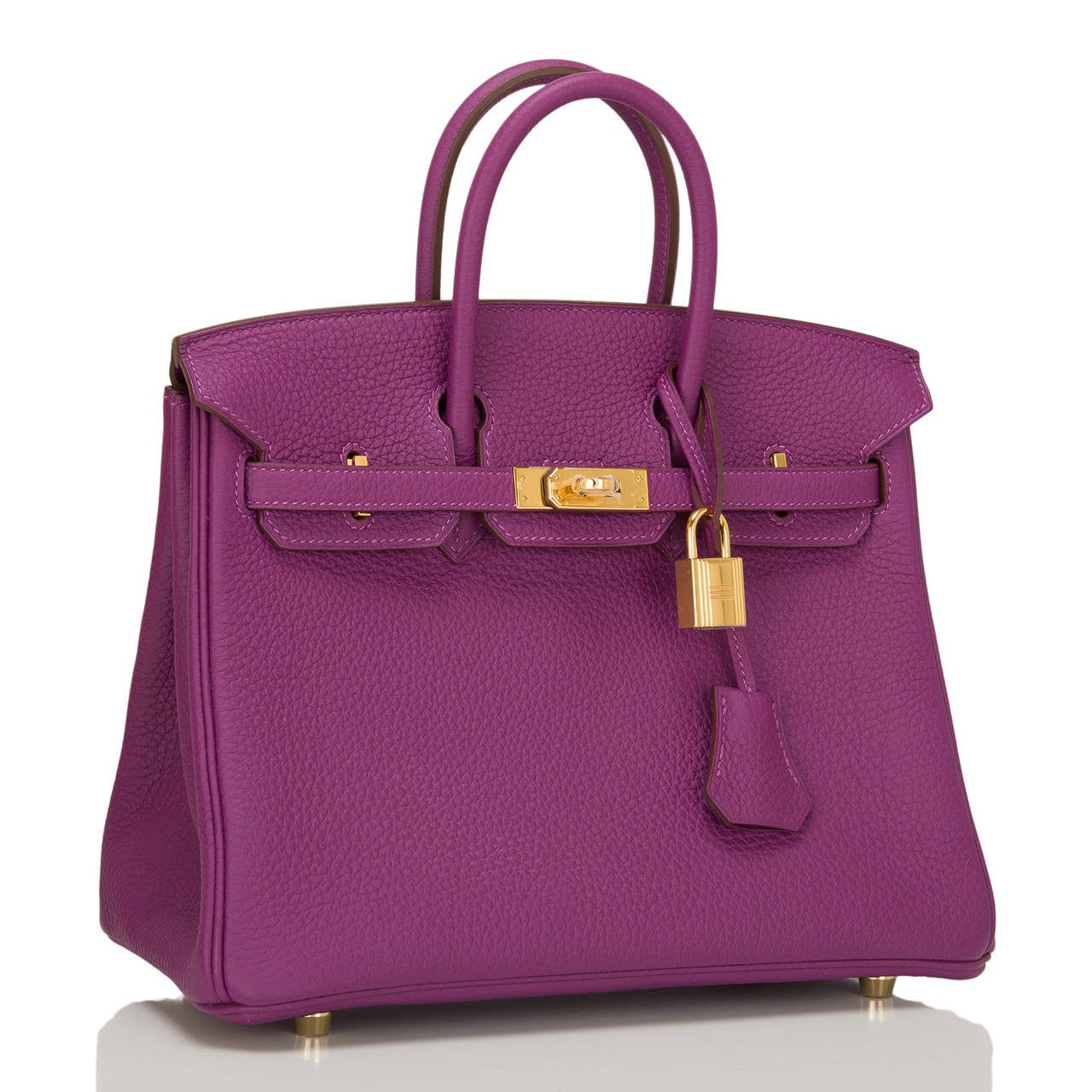 Hermes Anemone Birkin 25cm in togo (bull) with gold hardware.

This Birkin features tonal stitching, front toggle closure, clochette with lock and two keys, and double rolled handles. The interior is lined in Anemone chevre with one zip pocket