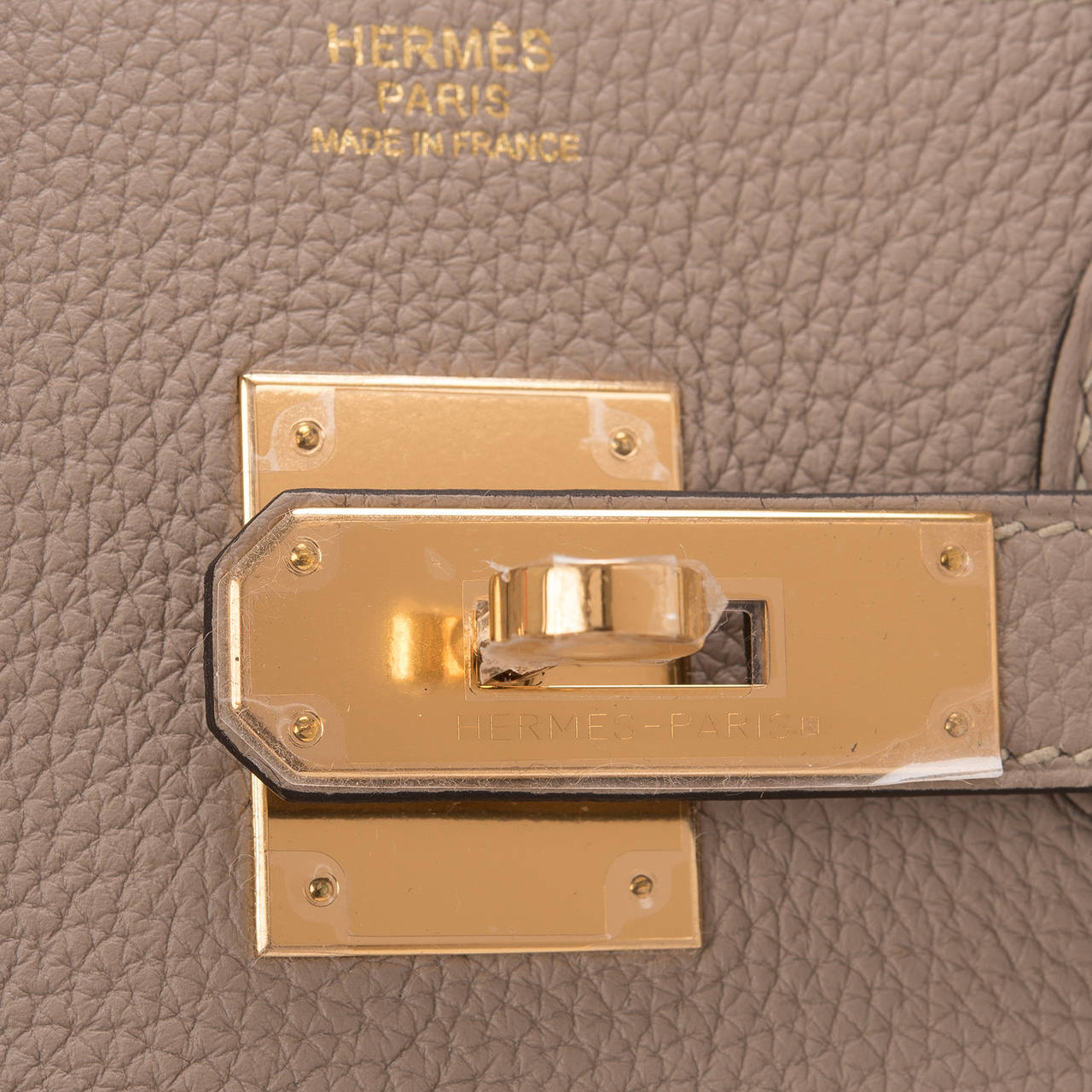 Hermes Gris Tourterelle Togo Birkin 30cm Gold Hardware For Sale at ...  