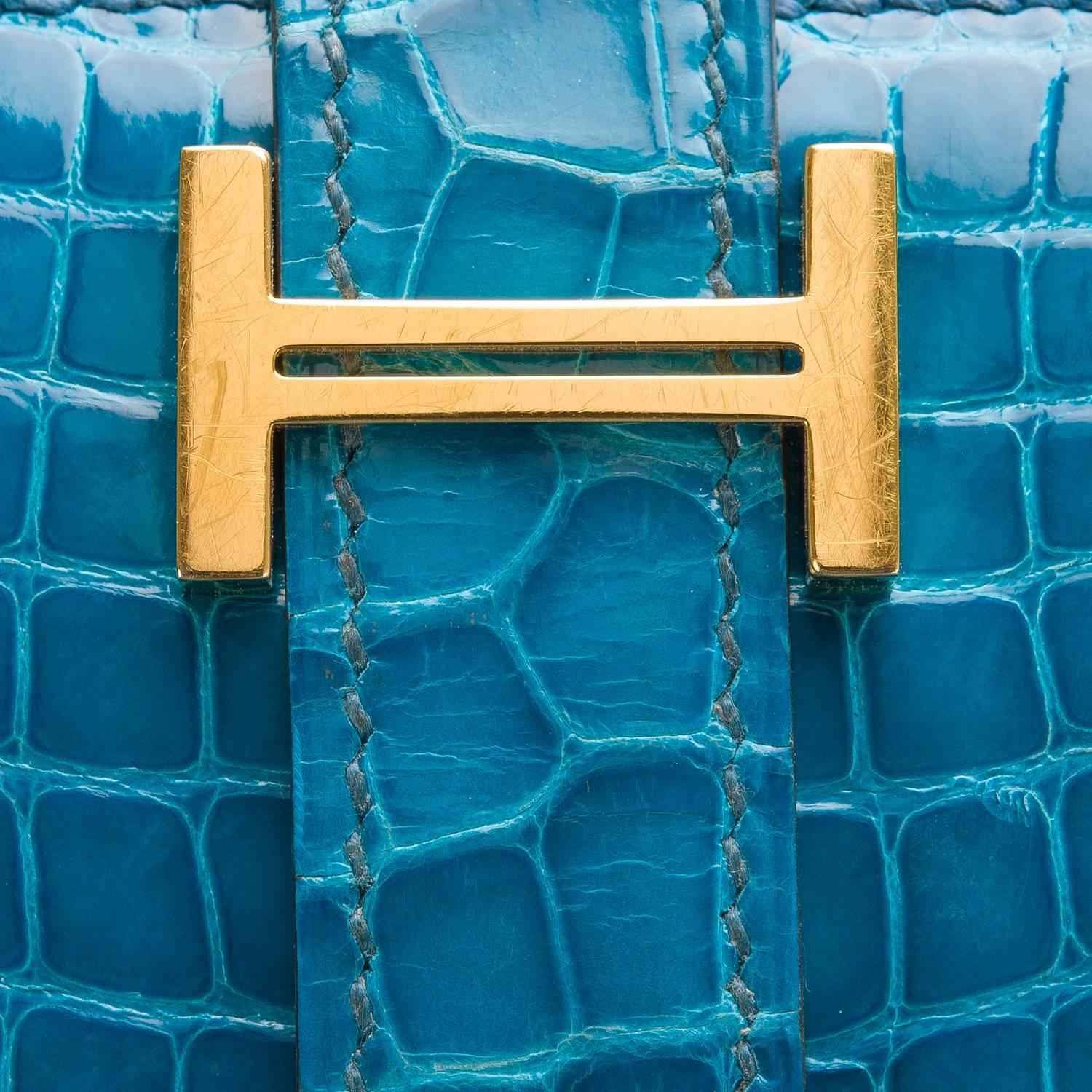 Women's Hermes Blue Izmir Shiny Alligator Gold Hardware Bearn Wallet  For Sale