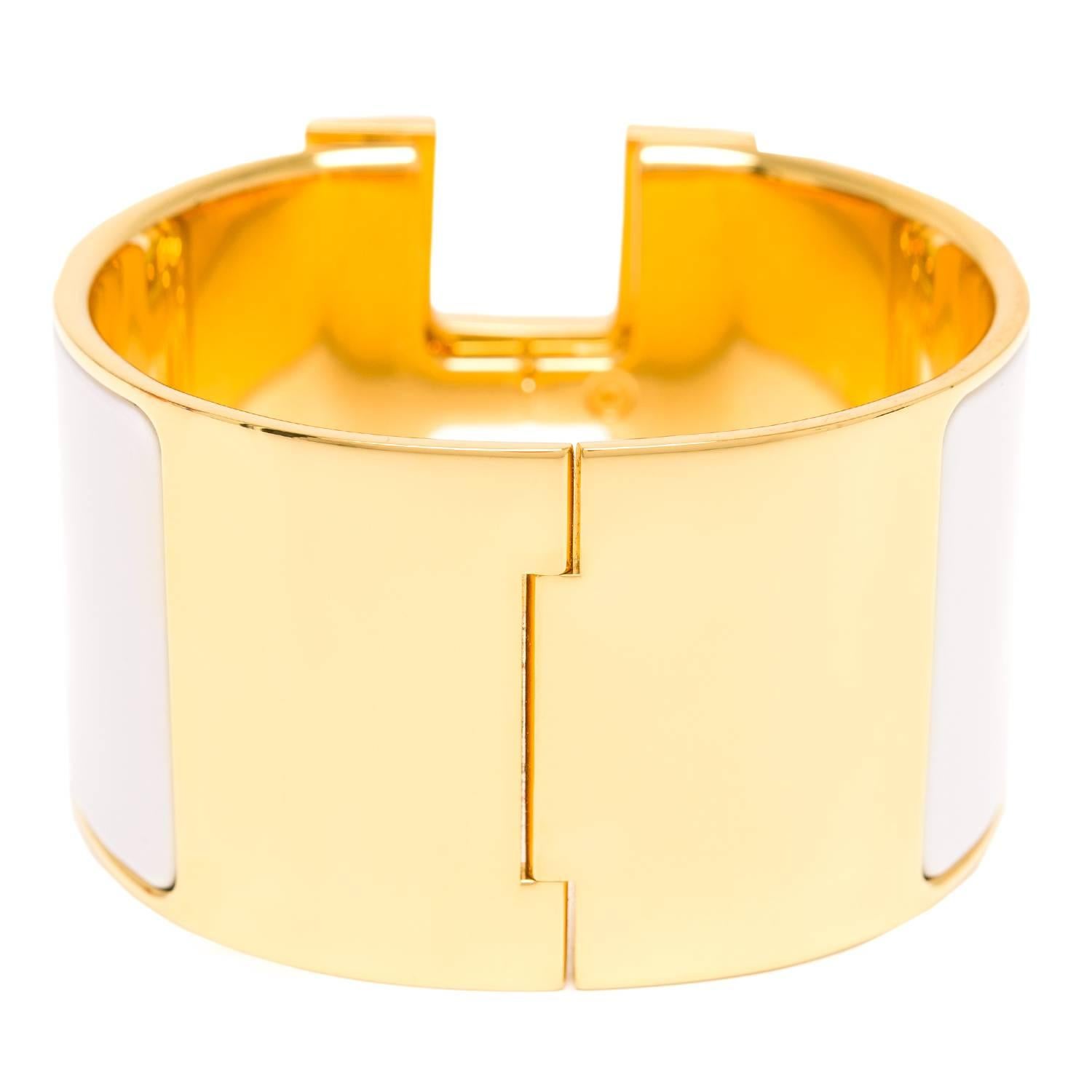 Hermes Clic Clac H White Extra Wide Enamel Bracelet PM In New Condition In New York, NY