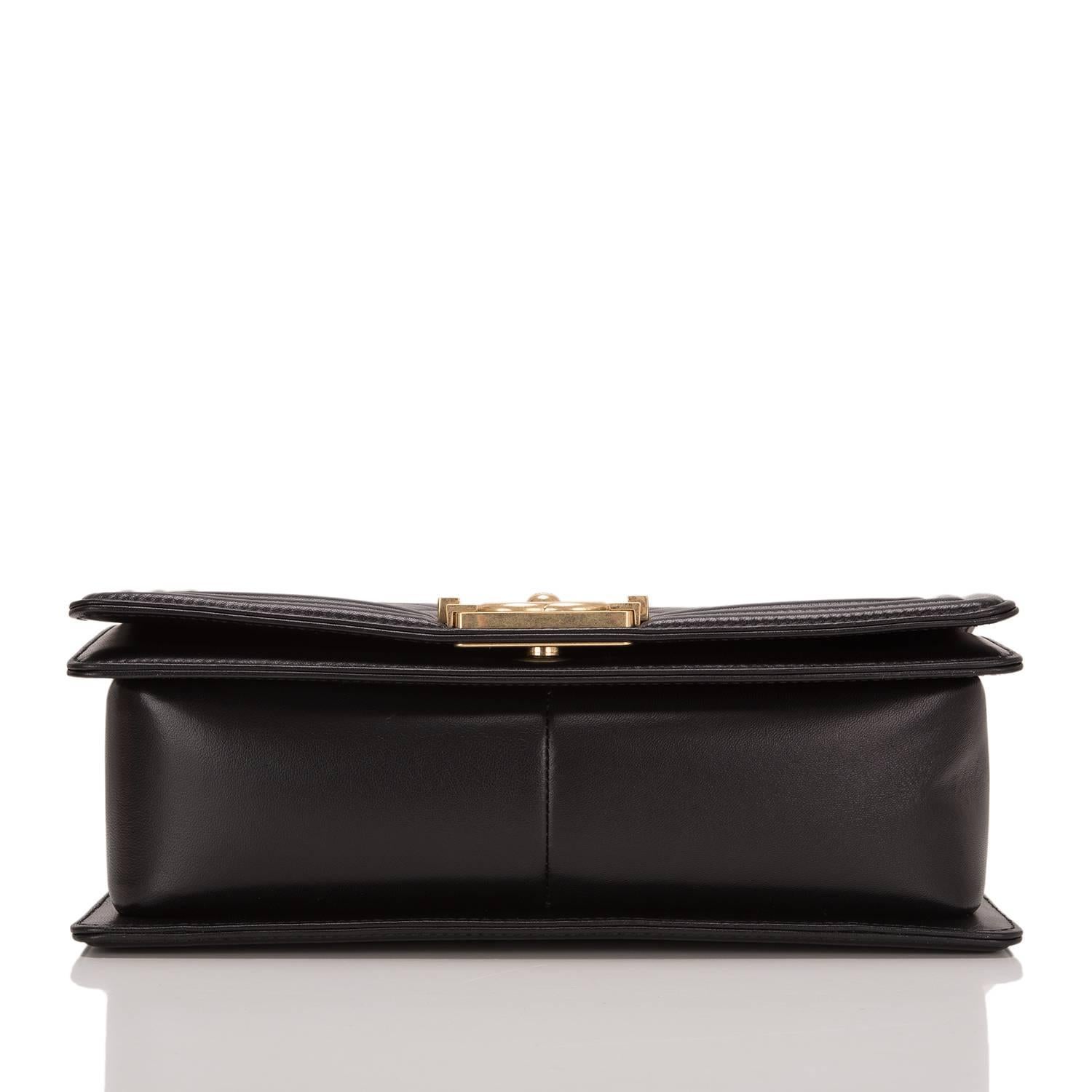 Women's Chanel Black Quilted Calfskin Medium Boy Bag