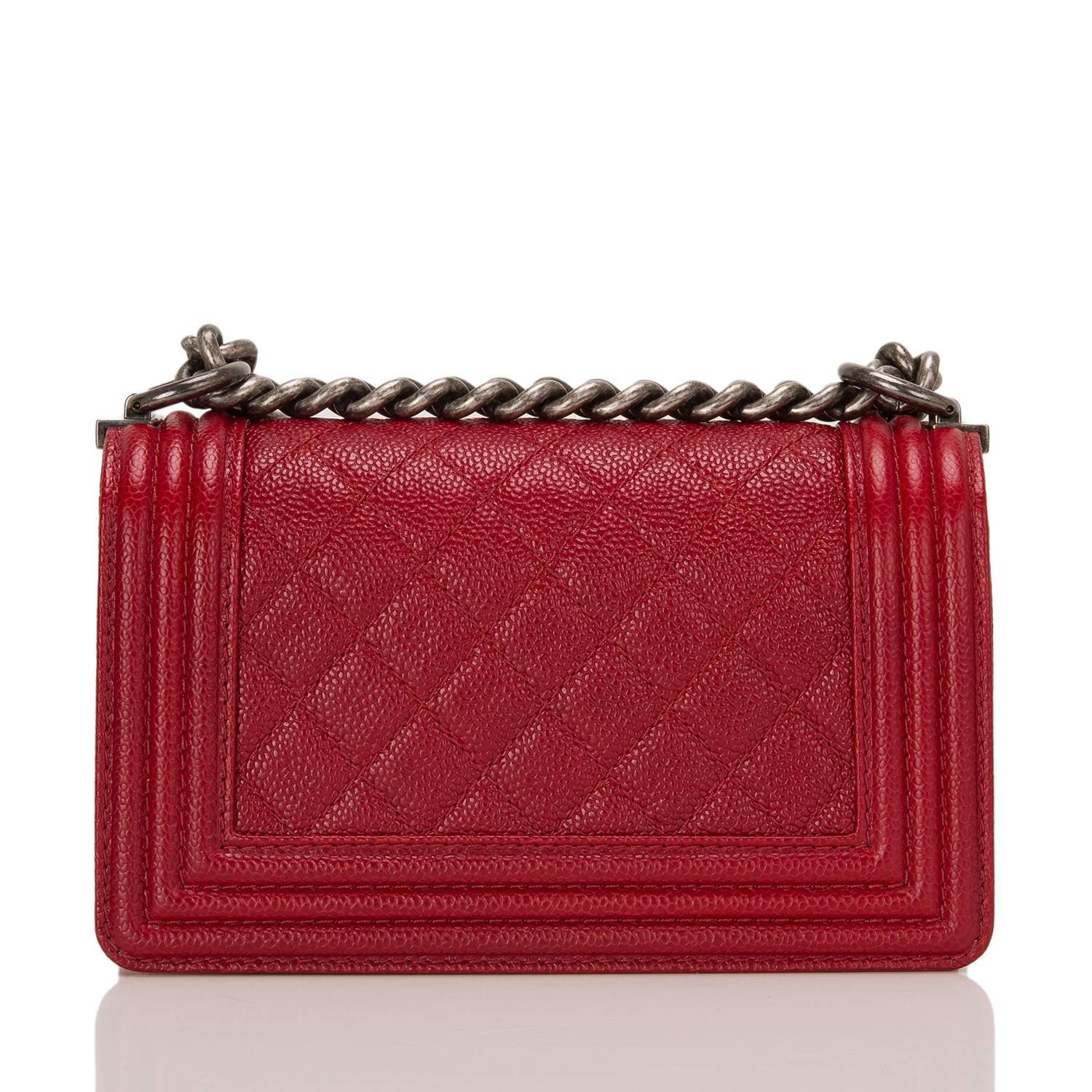 Chanel Dark Red Quilted Caviar Small Boy Bag In New Condition In New York, NY