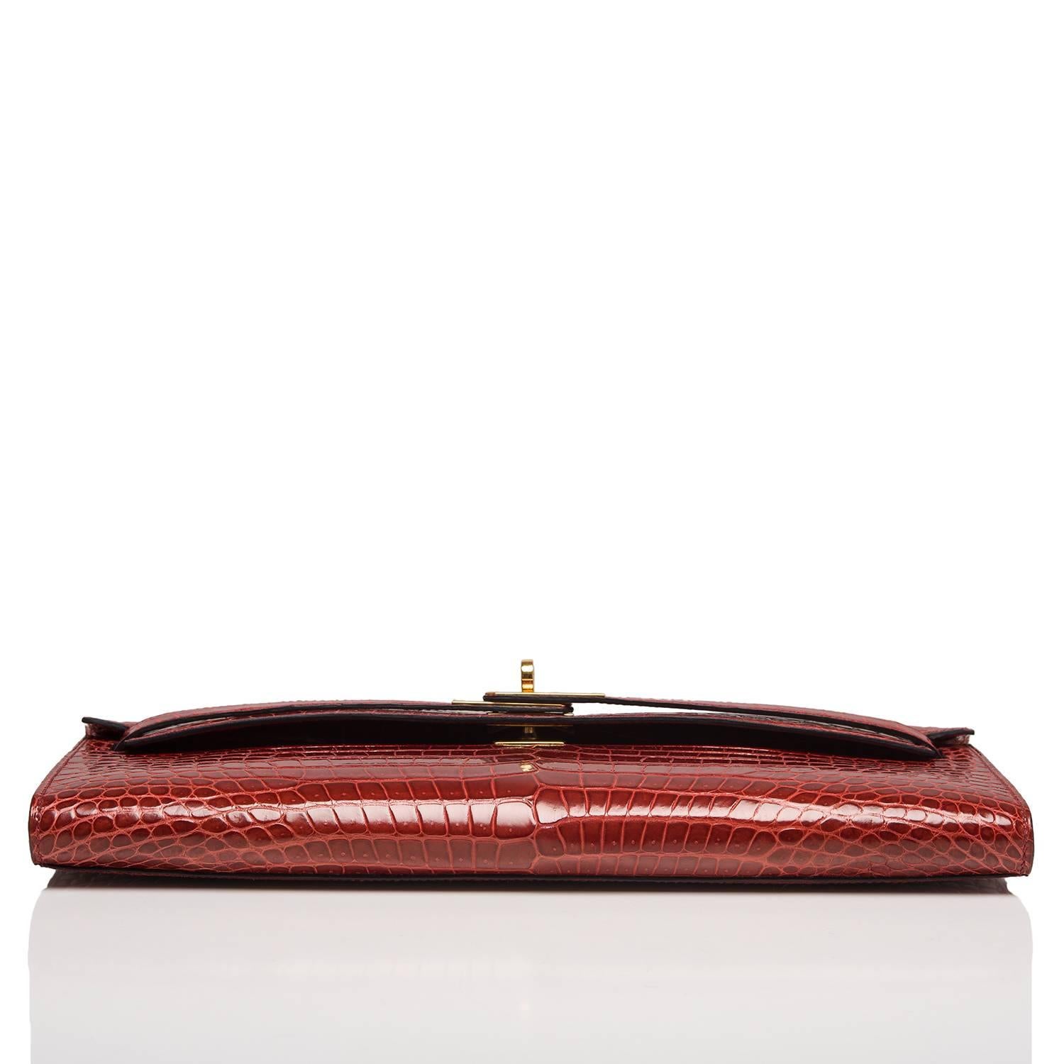 Hermes Rouge H Shiny Porosus Crocodile Kelly Cut In New Condition In New York, NY