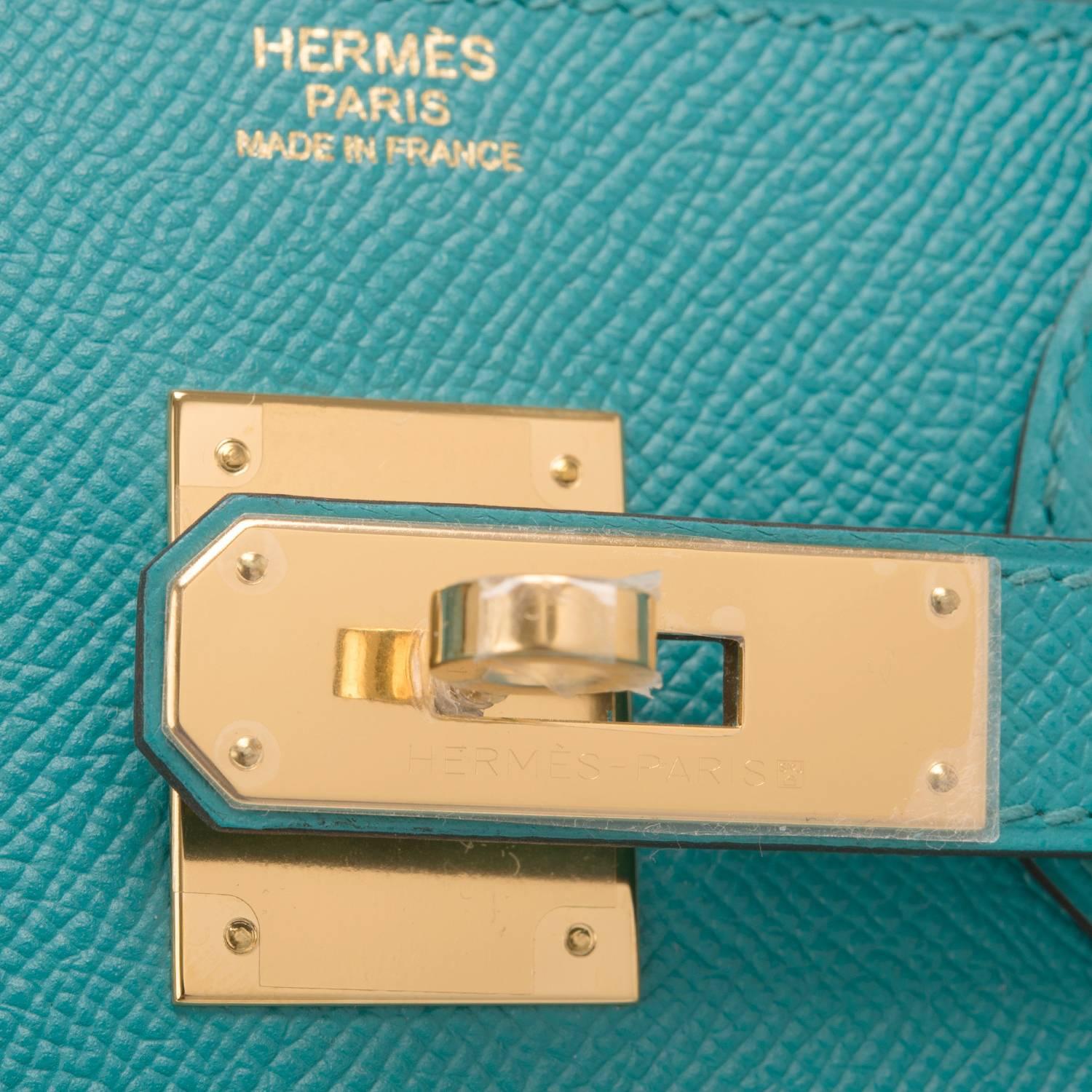 Women's Hermes Blue Paon Epsom Birkin 30cm Gold Hardware NEW For Sale