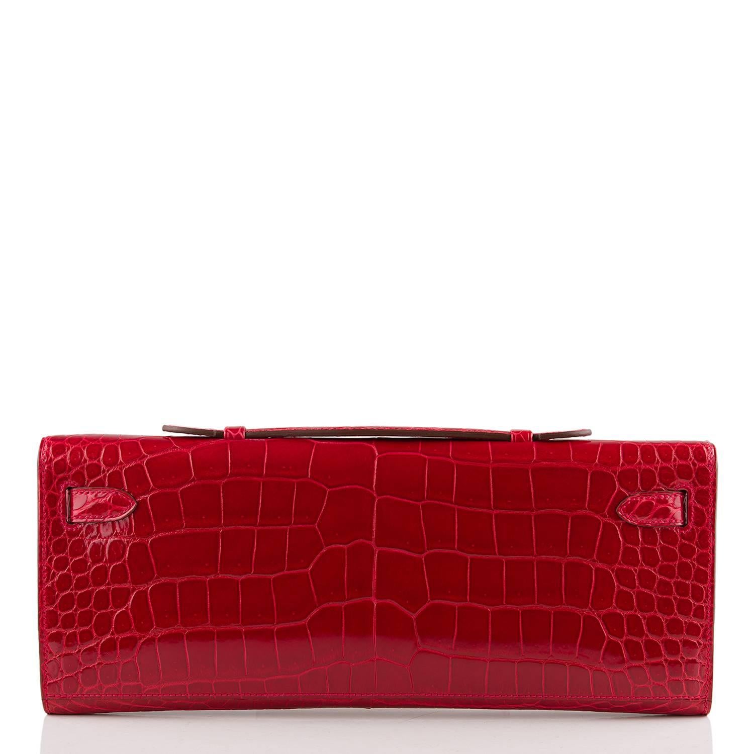 Hermes Braise Red Shiny Porosus Crocodile Kelly Cut In New Condition For Sale In New York, NY