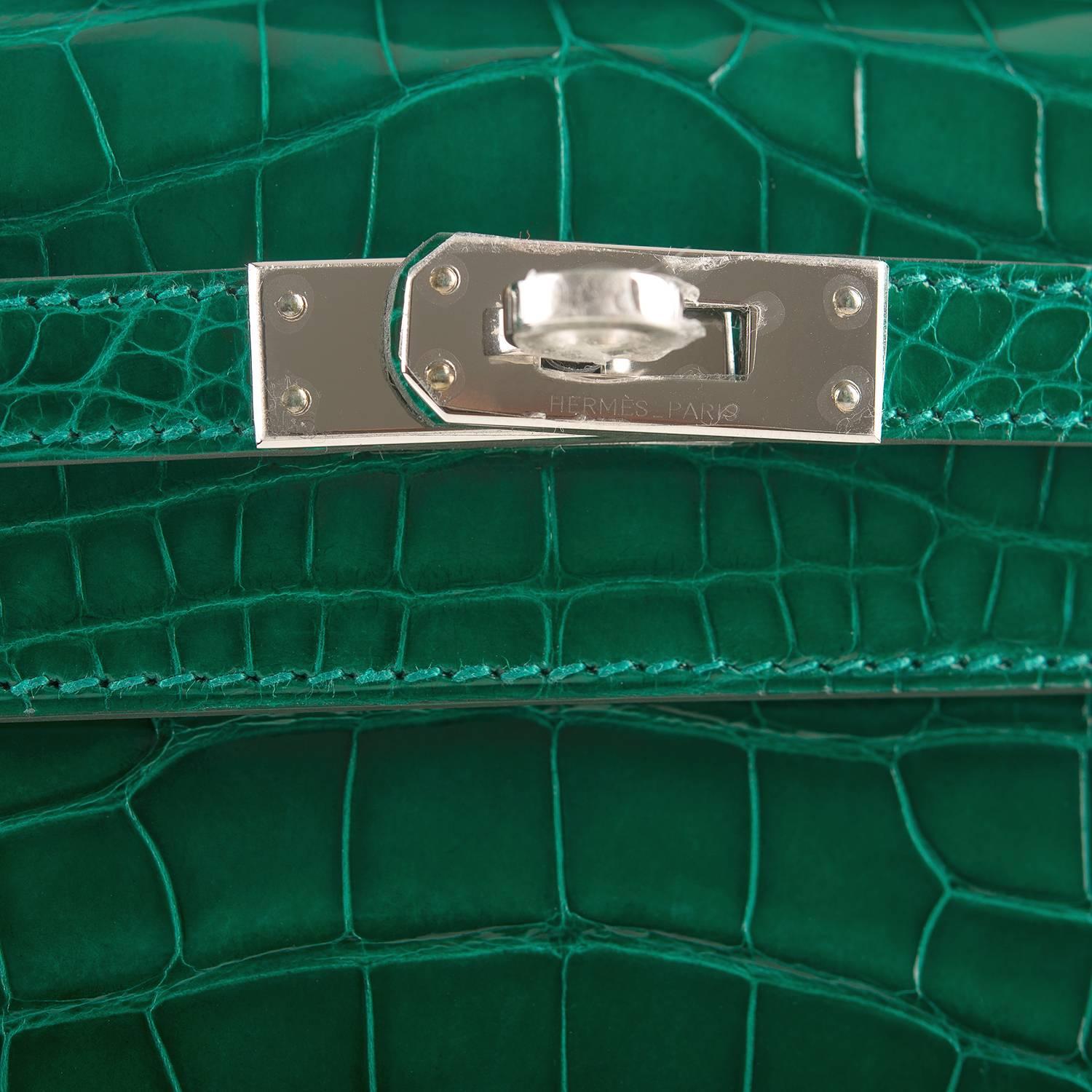 Hermes Emerald Shiny Alligator Mini Kelly Pochette For Sale 1