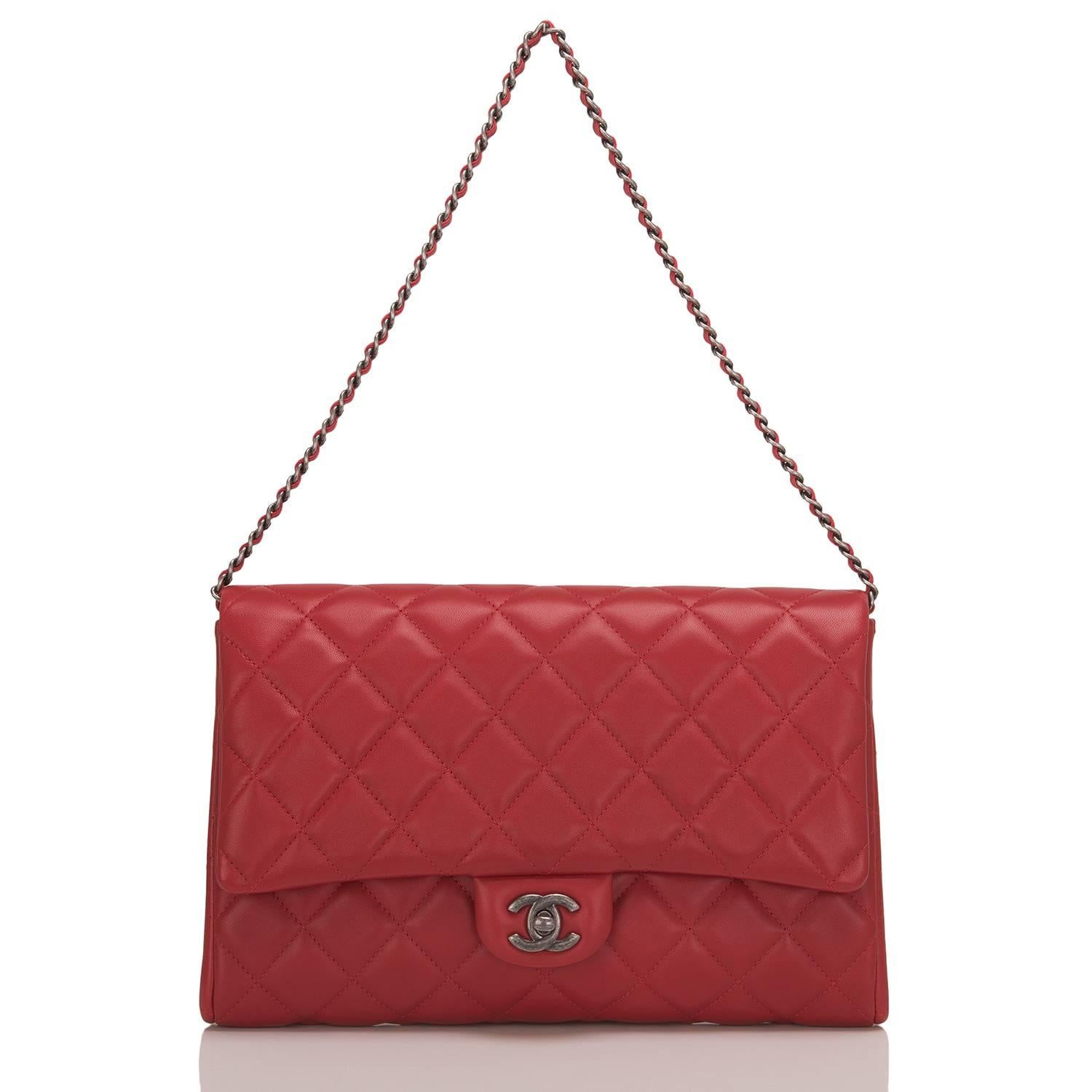 Red Lambskin New Clutch With Chain 2